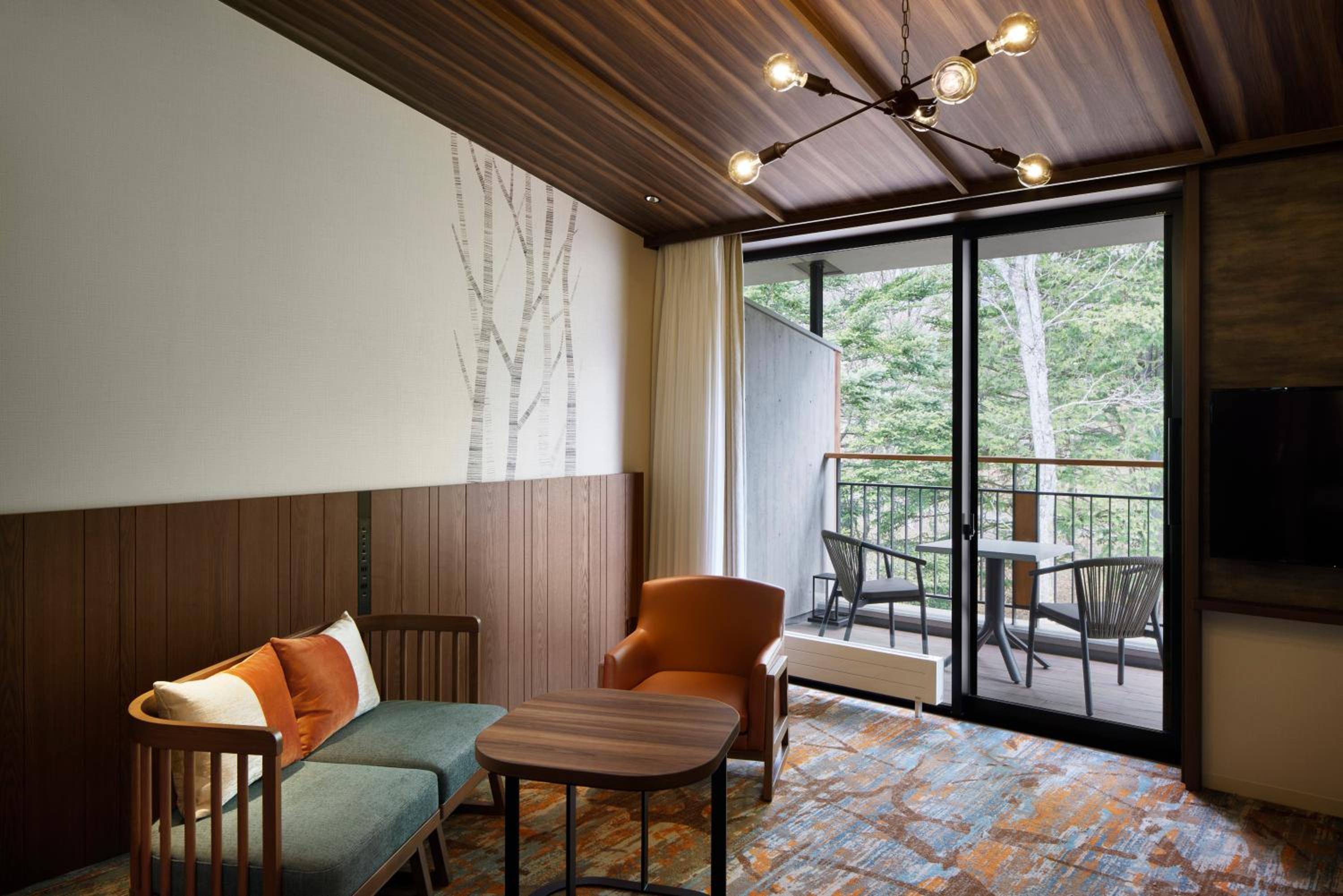 Deluxe Terrace Twin Room (Non-Smoking) - Photo 2