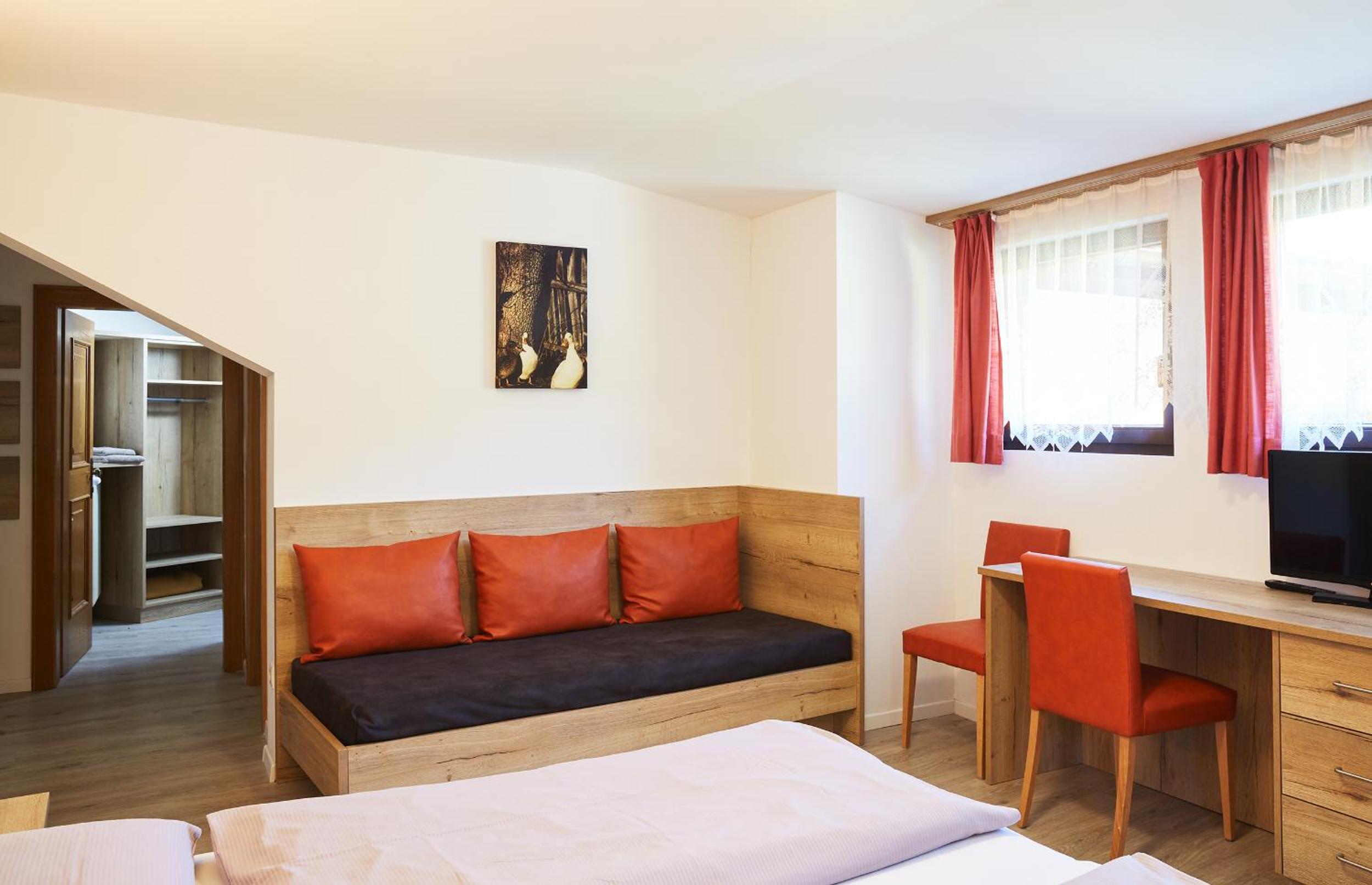 Superior Triple Room - Photo 5