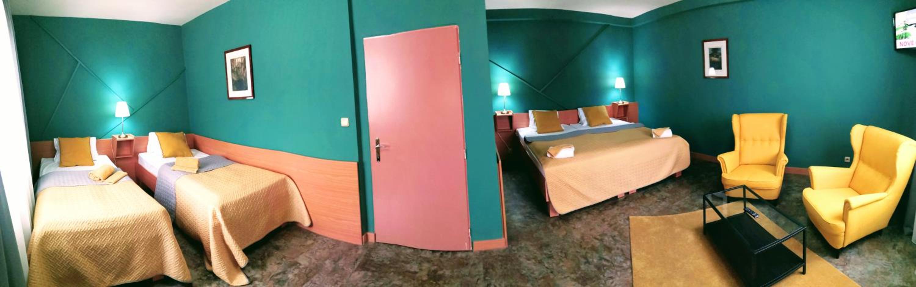 Classic Quadruple Room photo 3