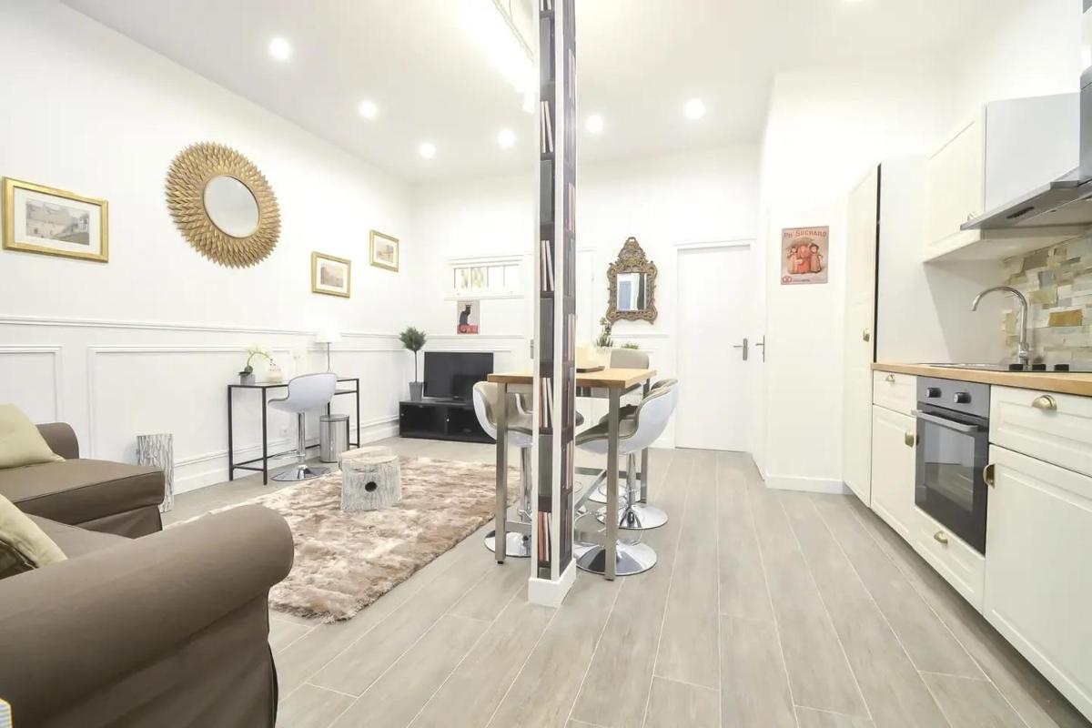 Apartment photo 1