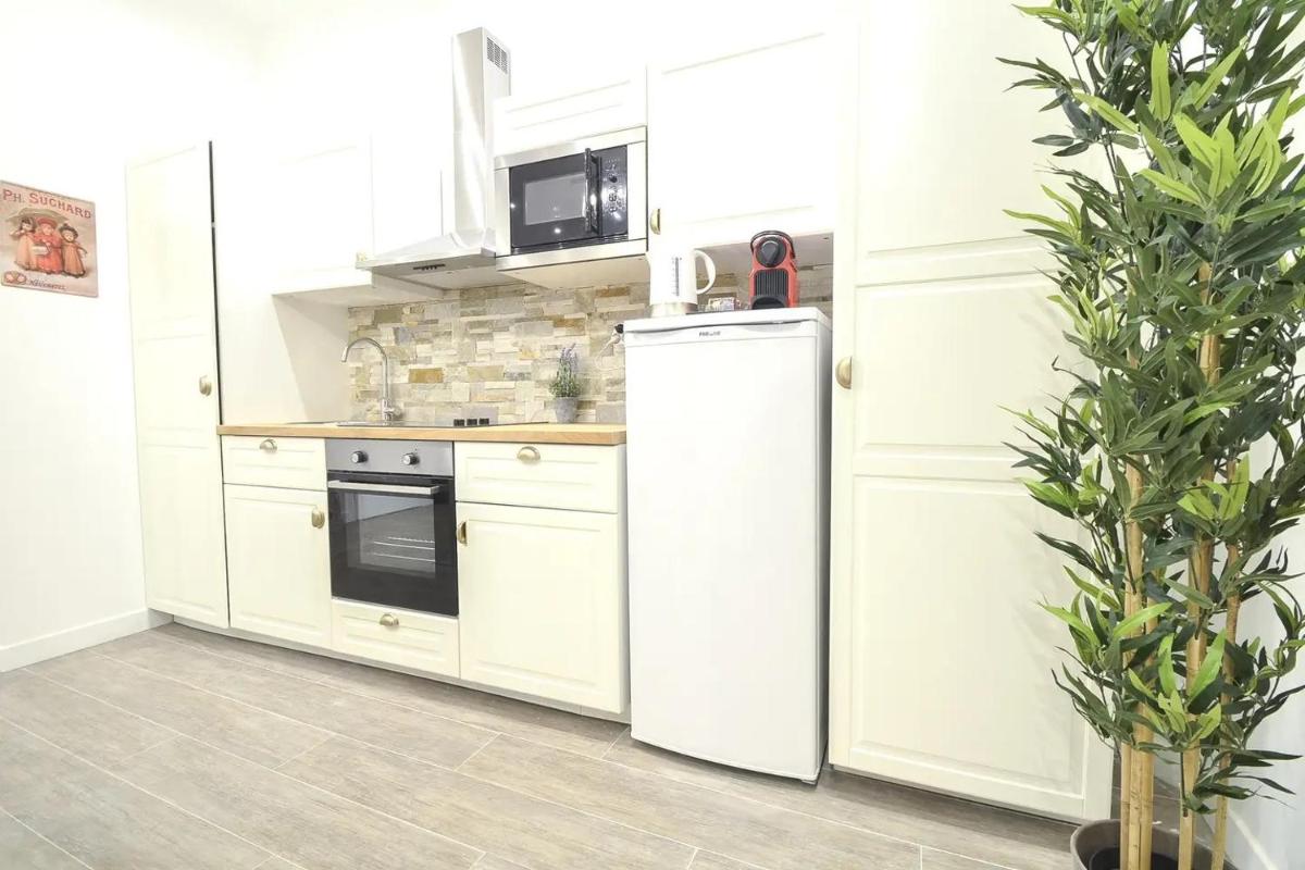 Apartment photo 2
