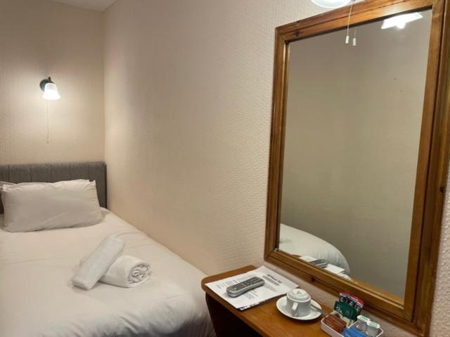 Standard Single Room photo 2