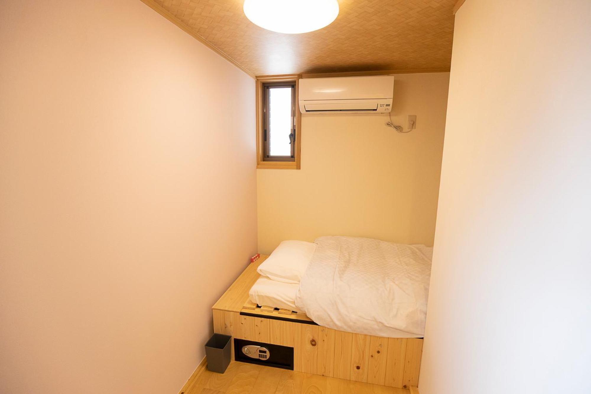 Single Room photo 1