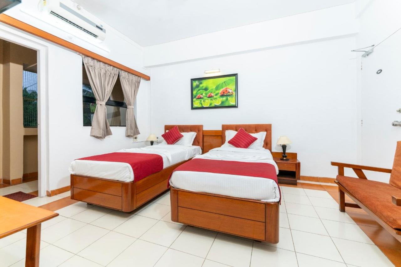Deluxe Room - Photo 2