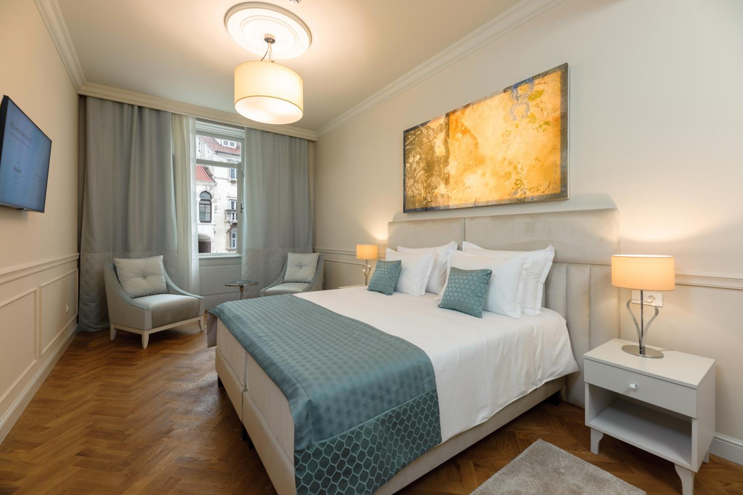 Superior Double or Twin Room with City View