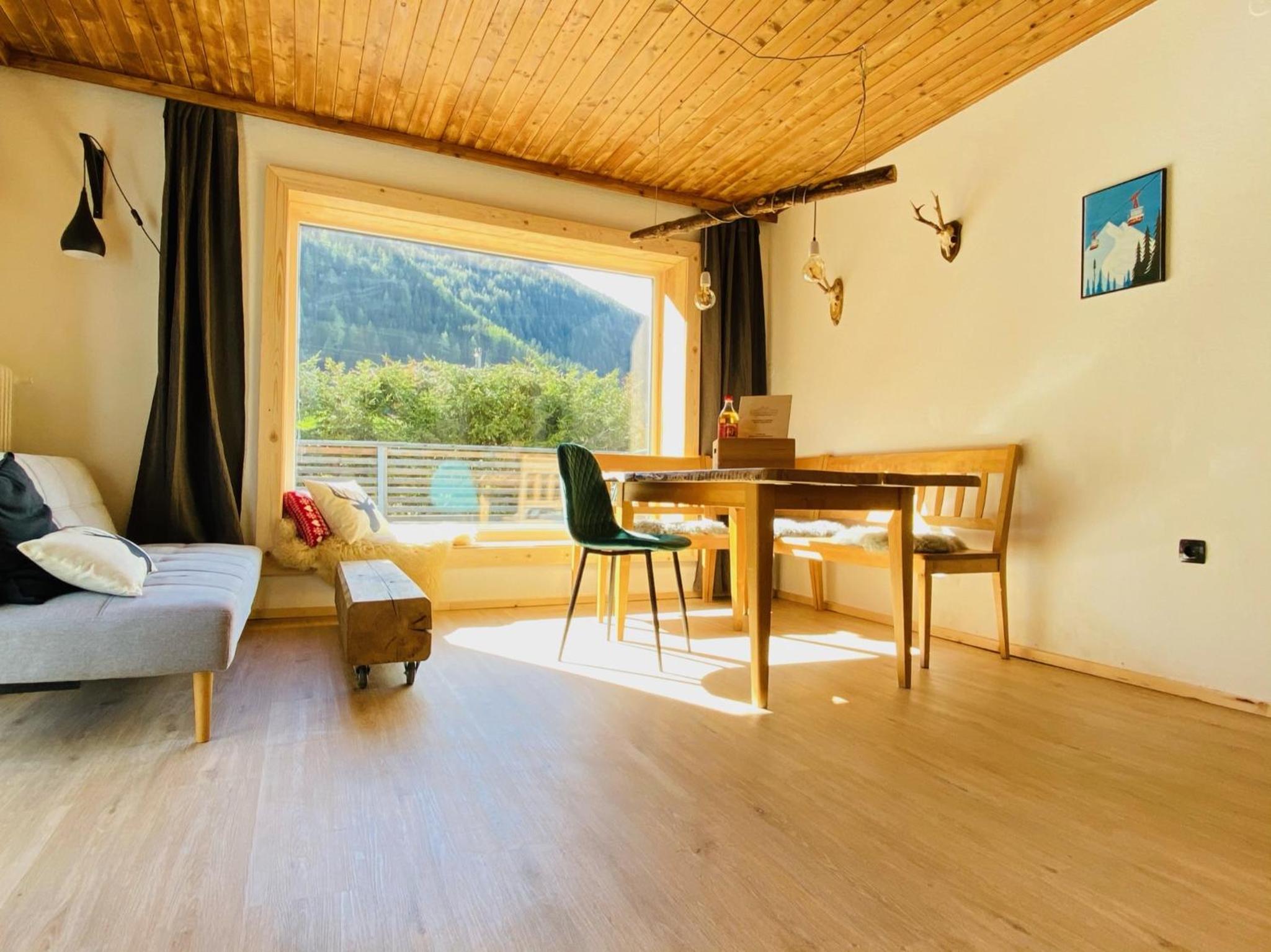 Three-Bedroom Apartment - Photo 7