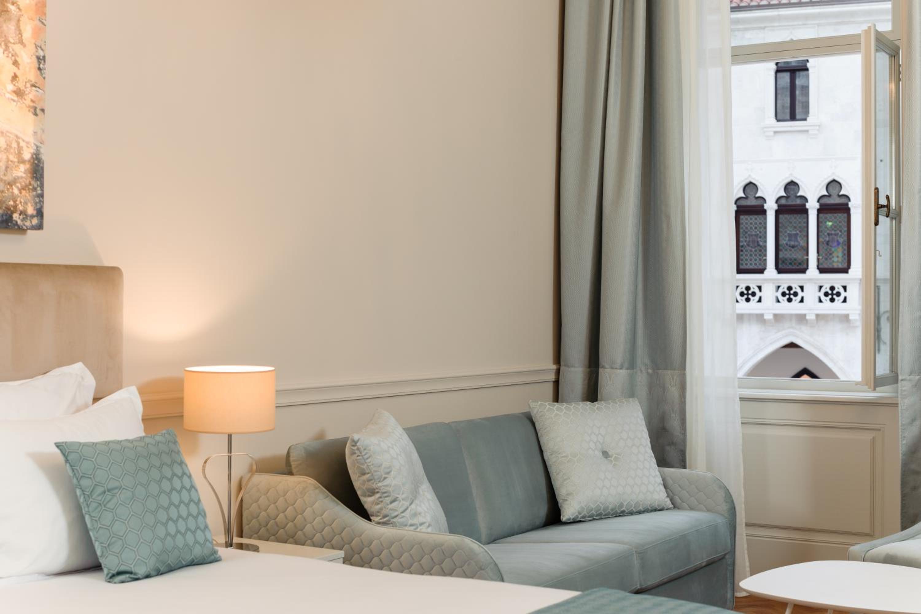 Deluxe Suite - Photo 4