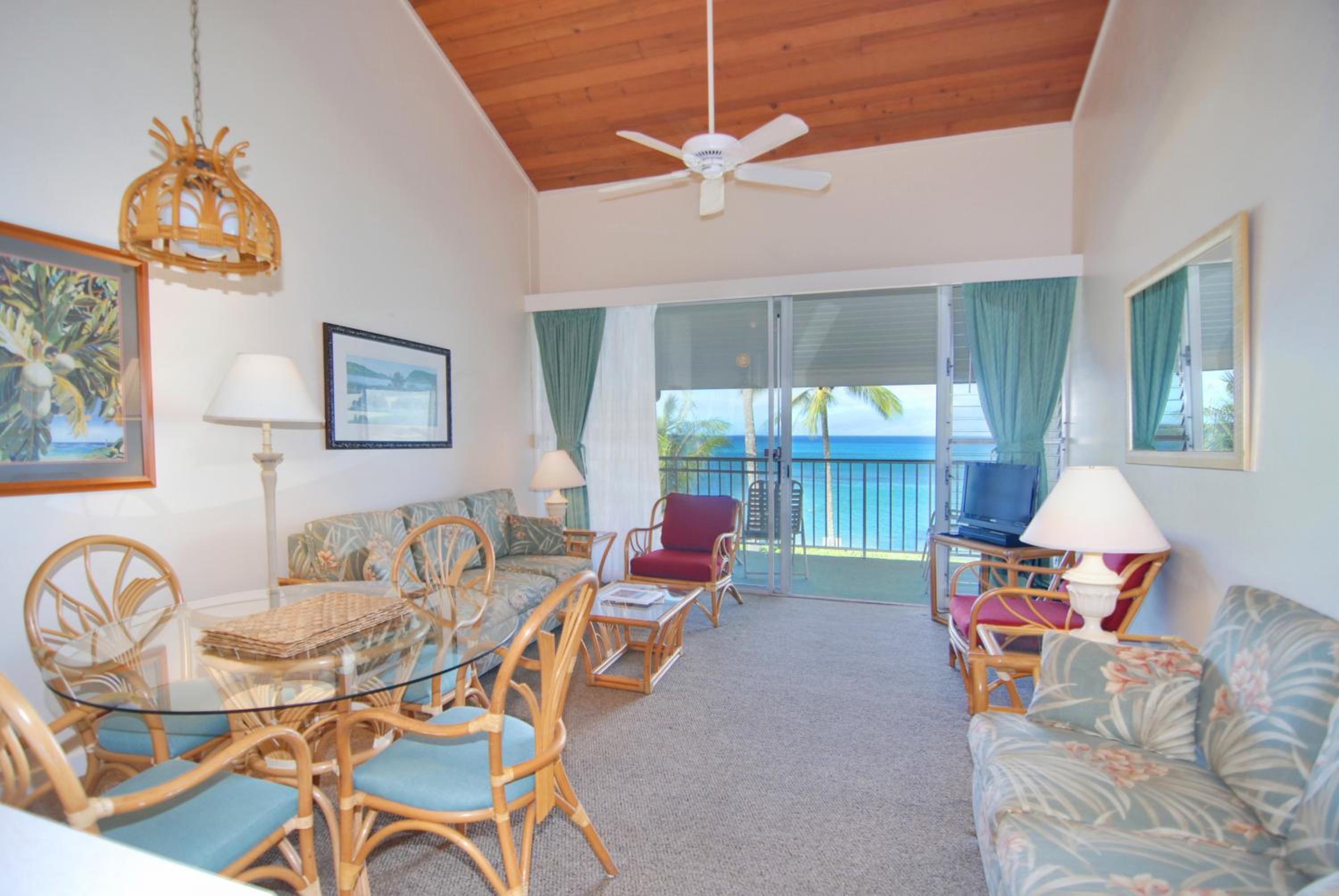 One-Bedroom Apartment - Beach Front
