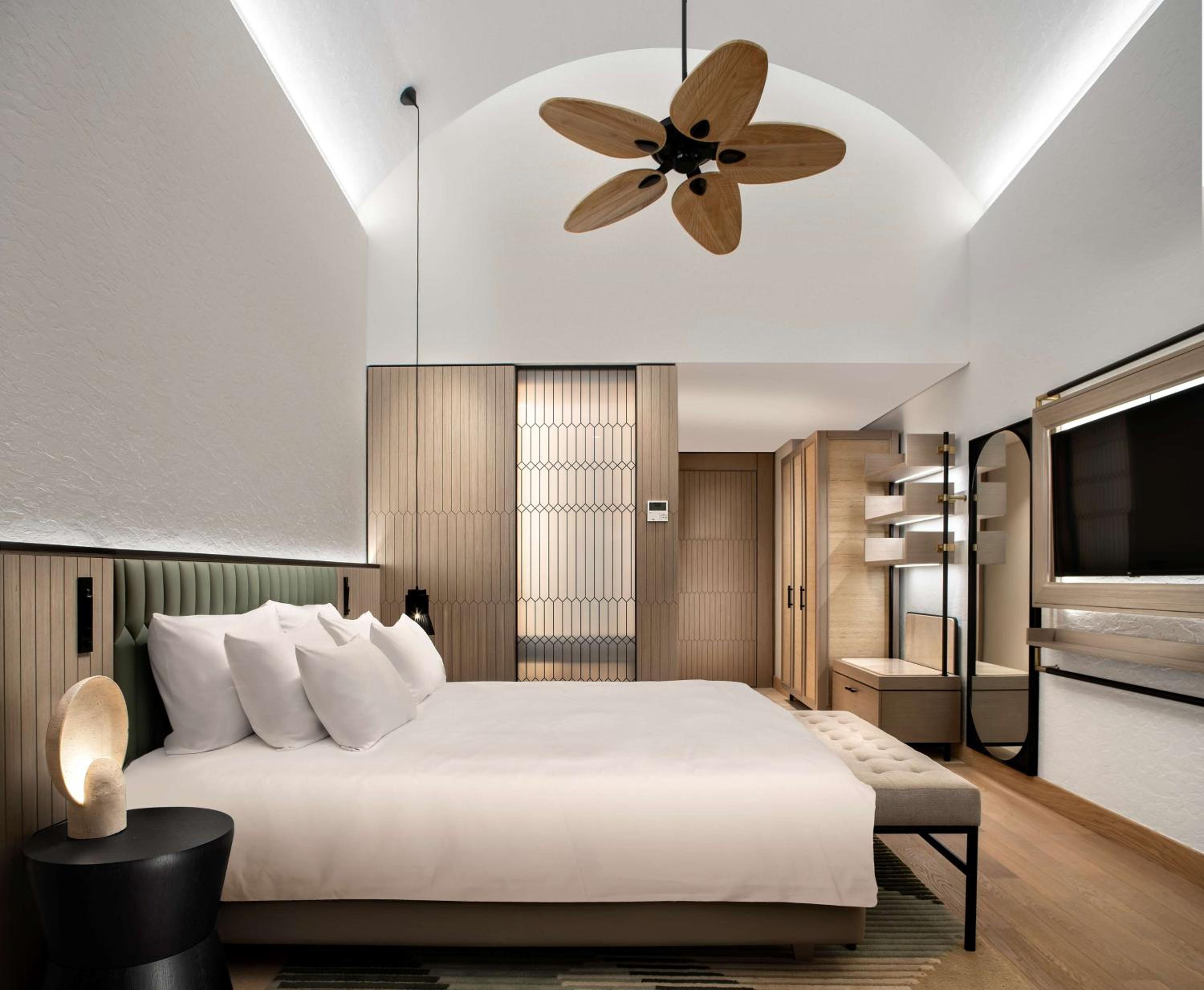 Collection Premium Room with Sea View and Balcony - Photo 3
