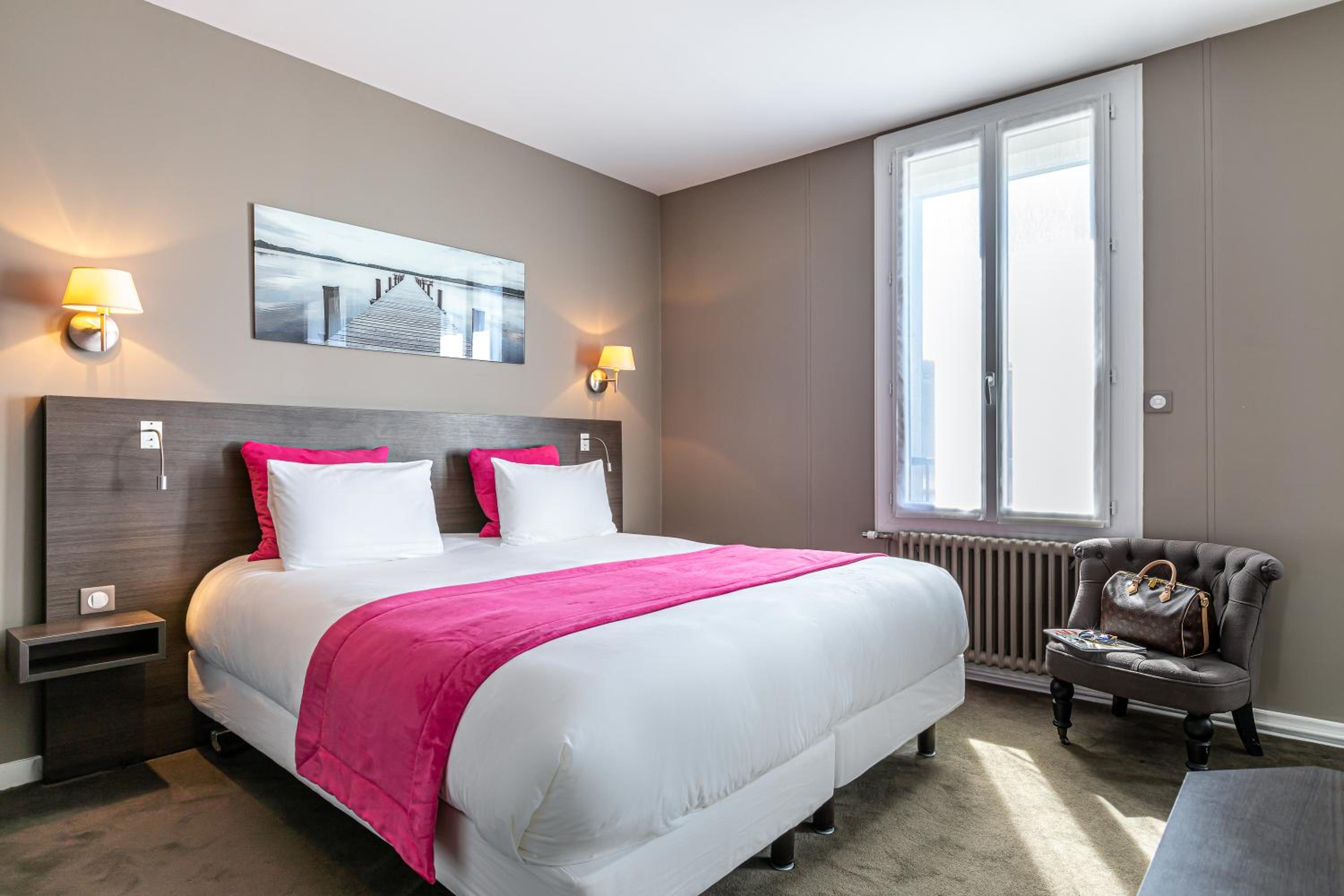Superior Double Room - Photo 11