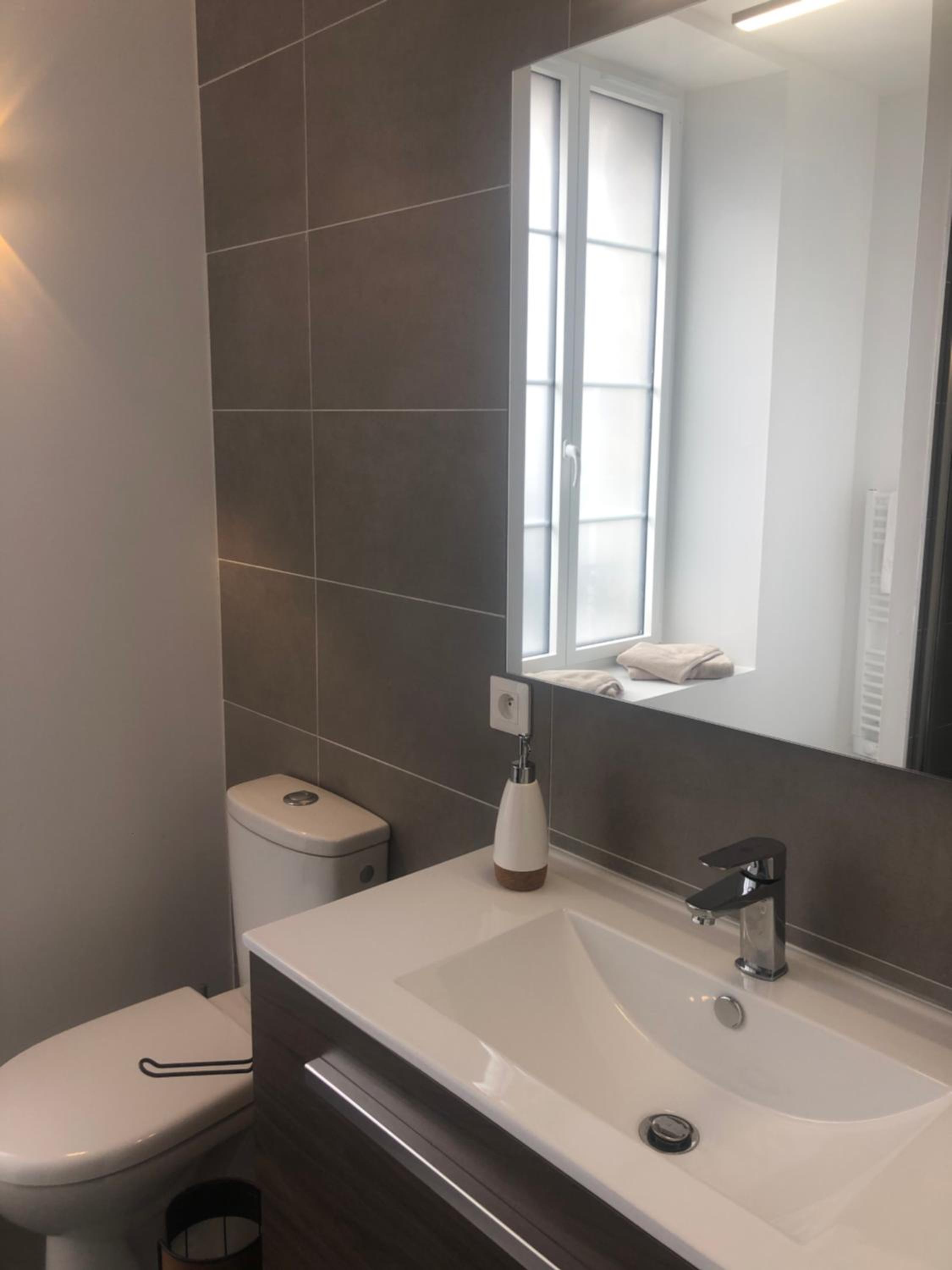 Deluxe Double or Twin Room photo 1