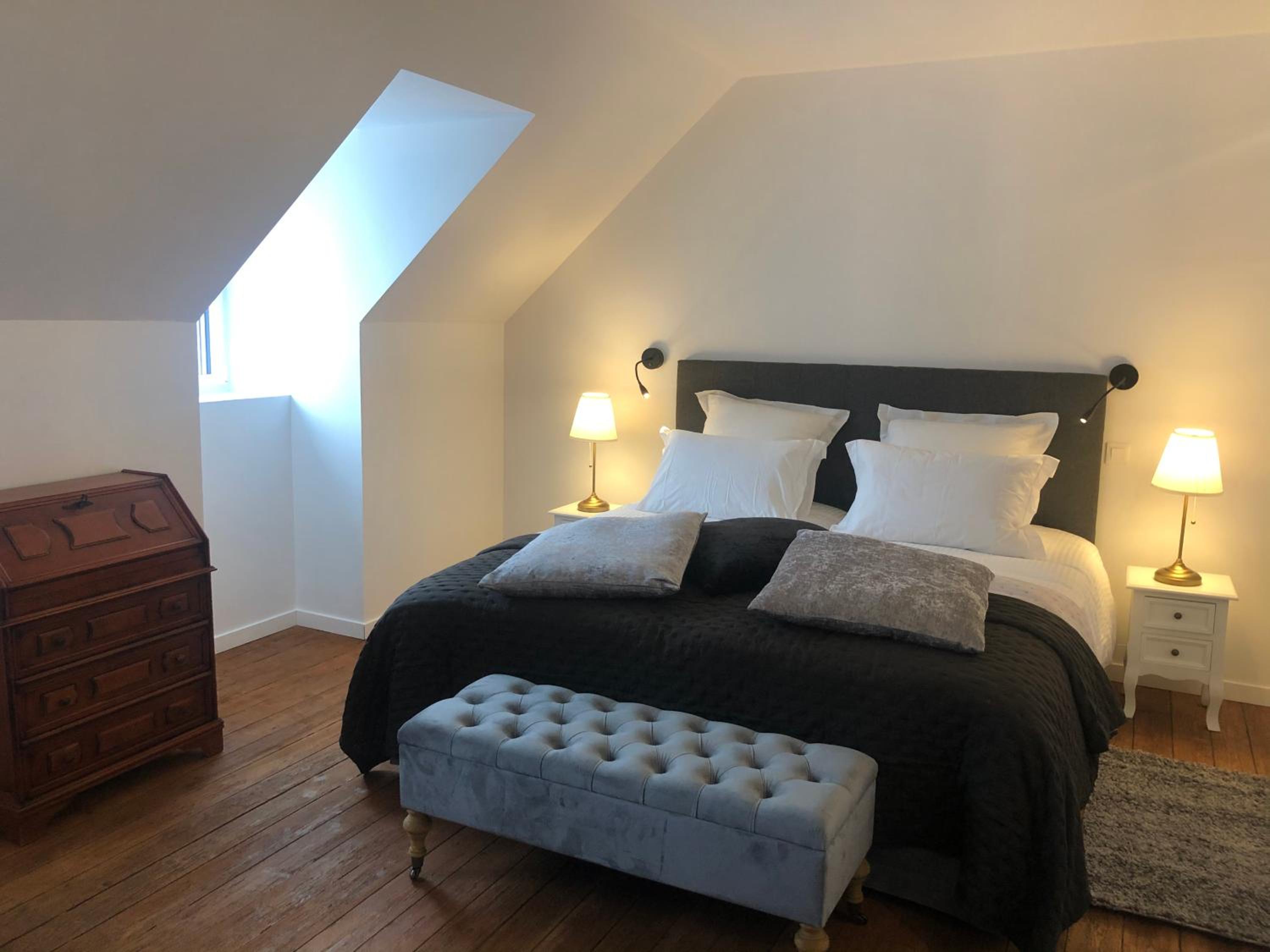 Deluxe Double or Twin Room photo 2