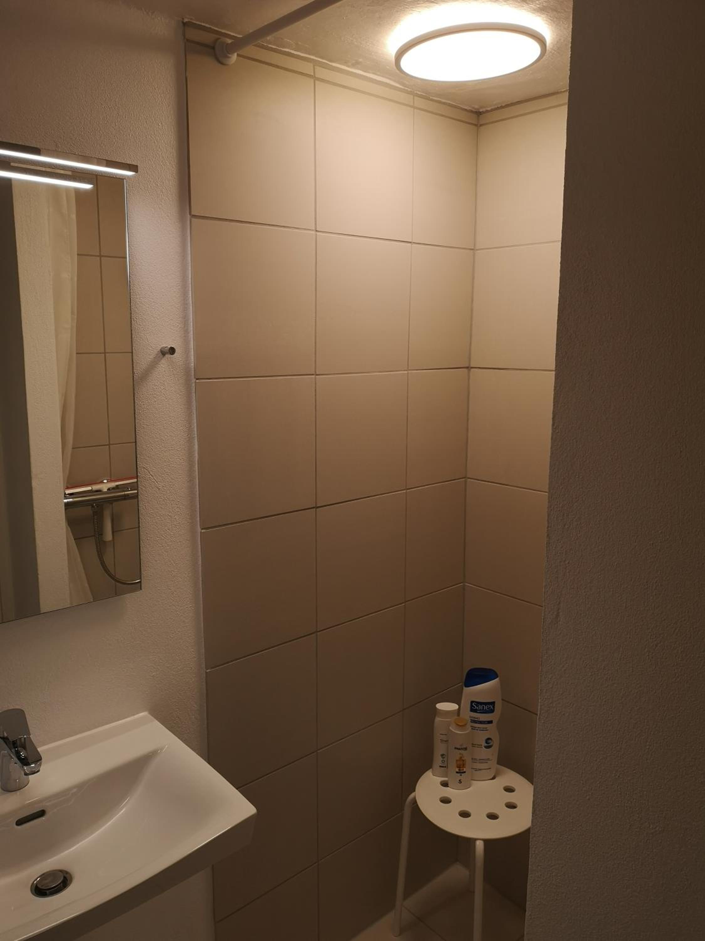 Double or Twin Room - Photo 2