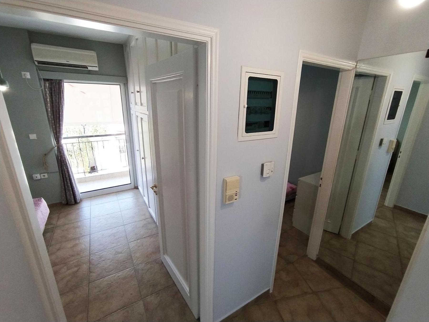 Apartment with Sea View - Photo 15