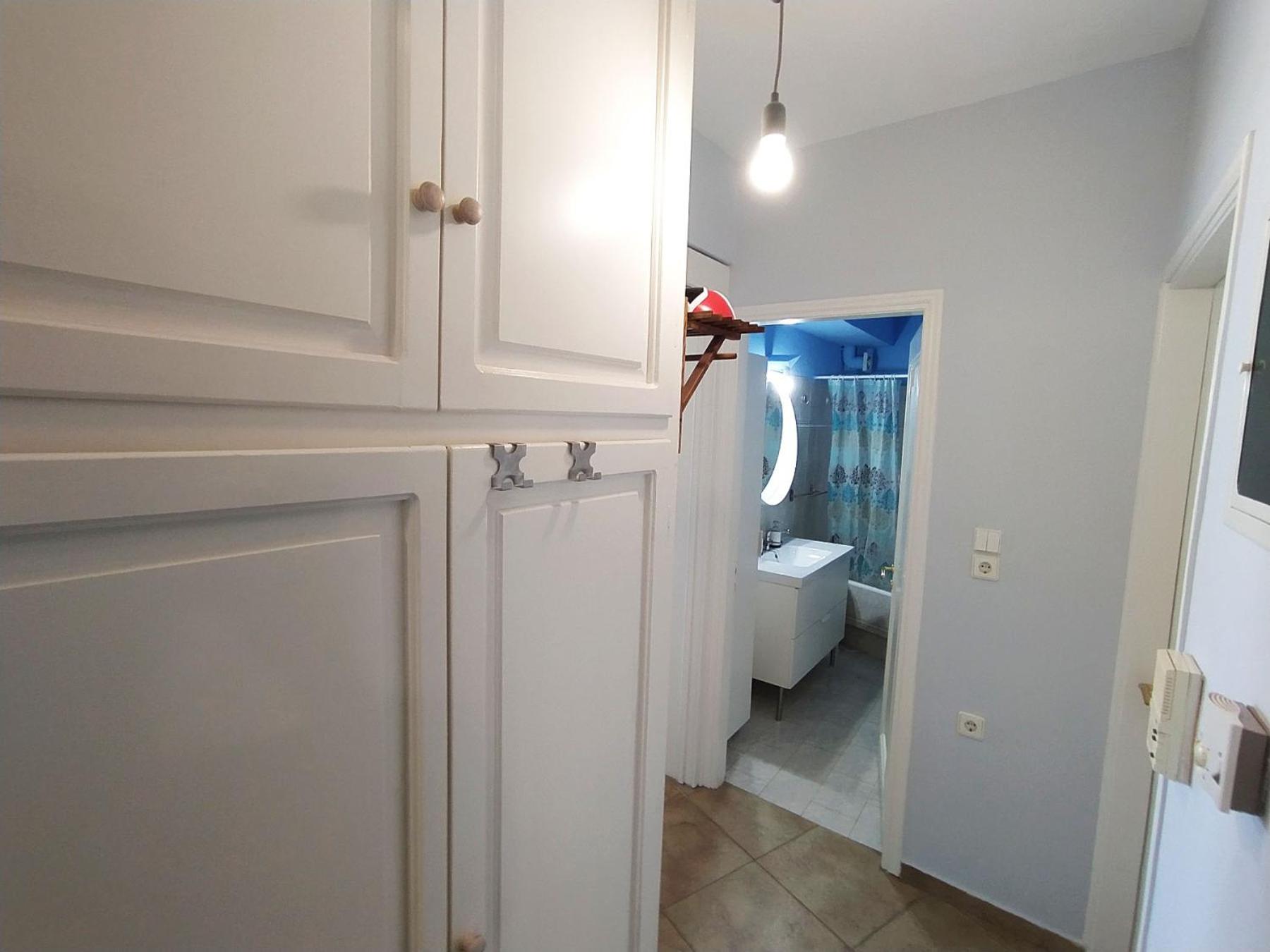 Apartment with Sea View - Photo 16