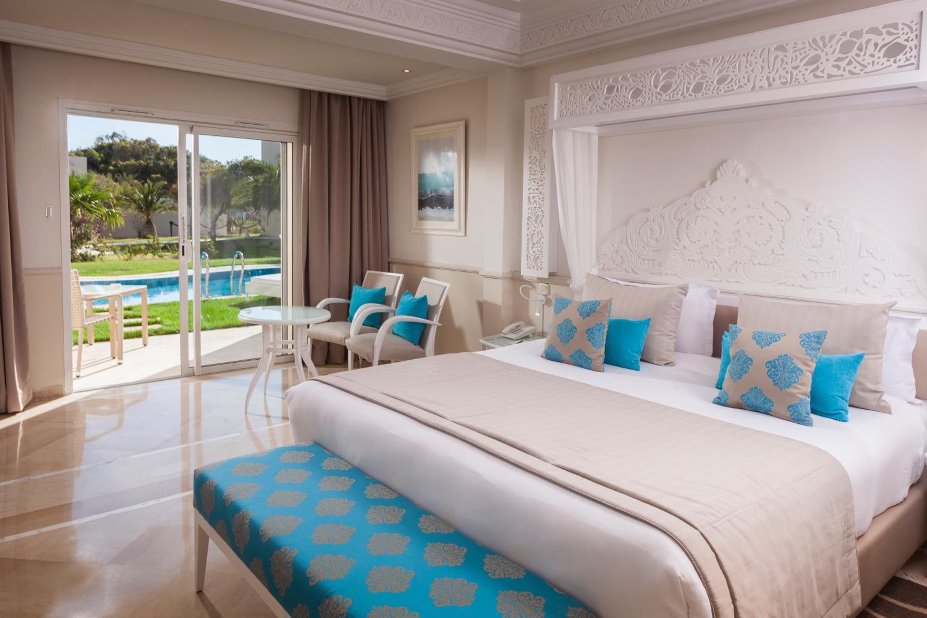 Double or Twin Room with Swimming Pool Access - Photo 6
