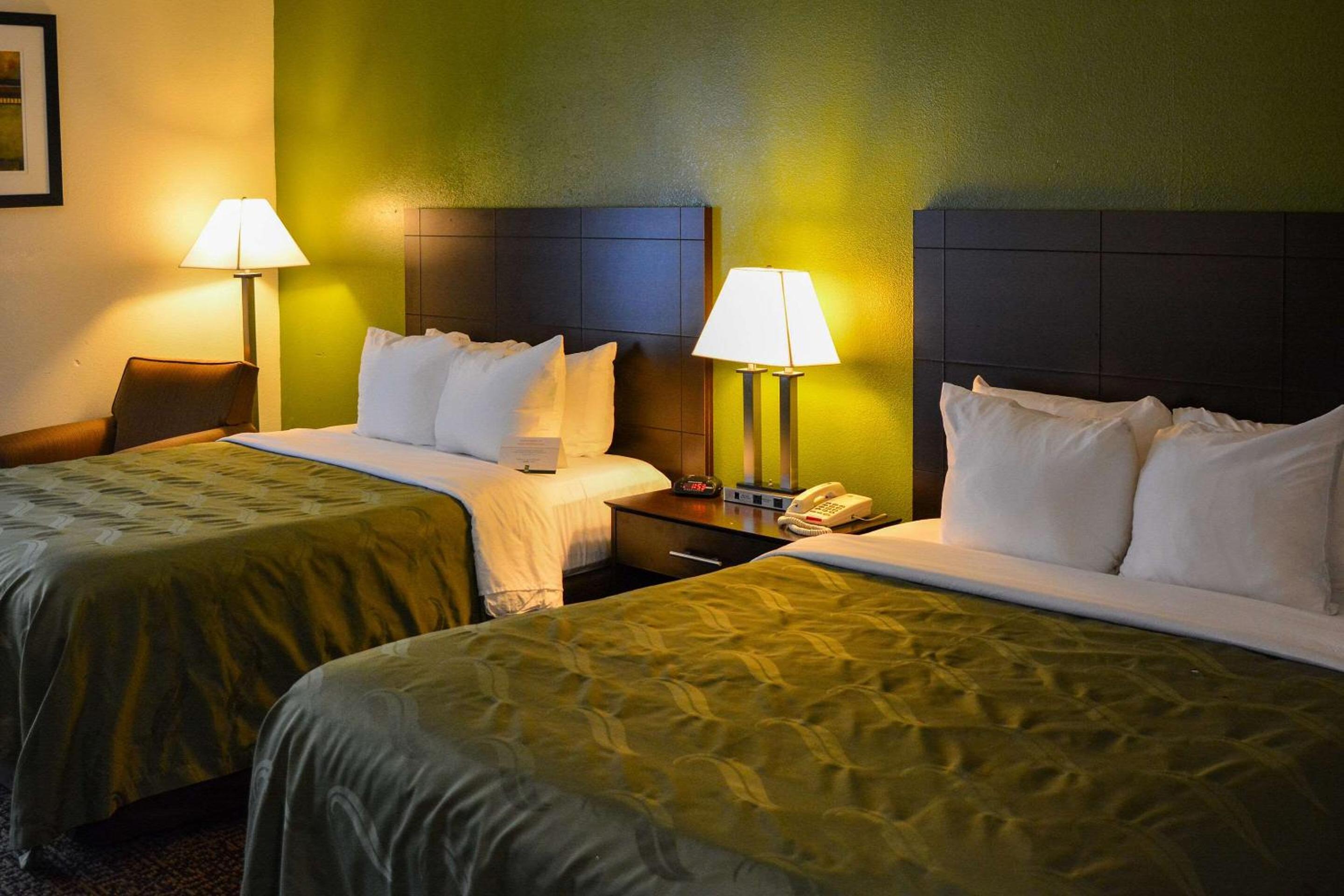 Double Room with Two Double Beds - Non-Smoking - Photo 1