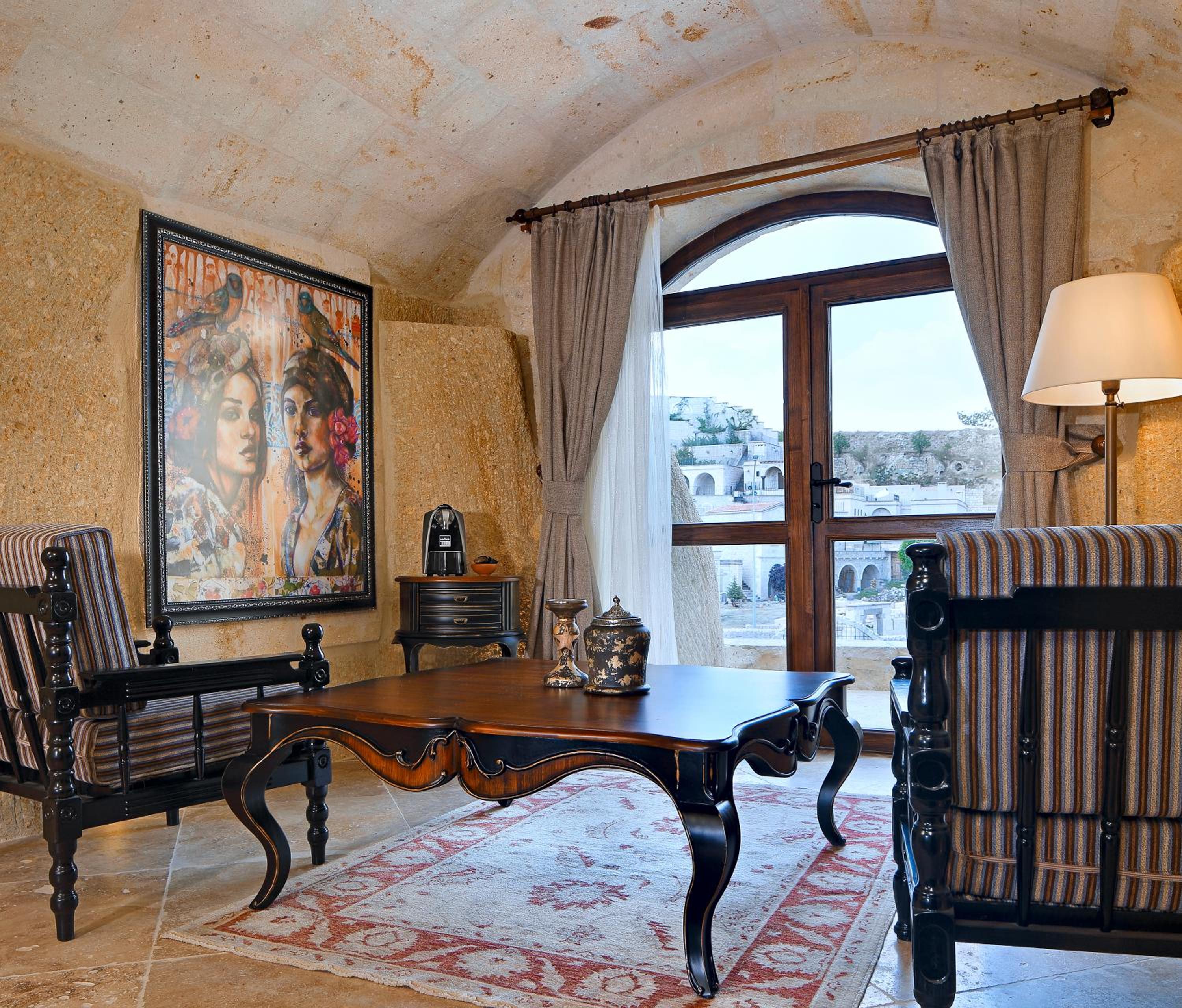 Queen Suite photo 3