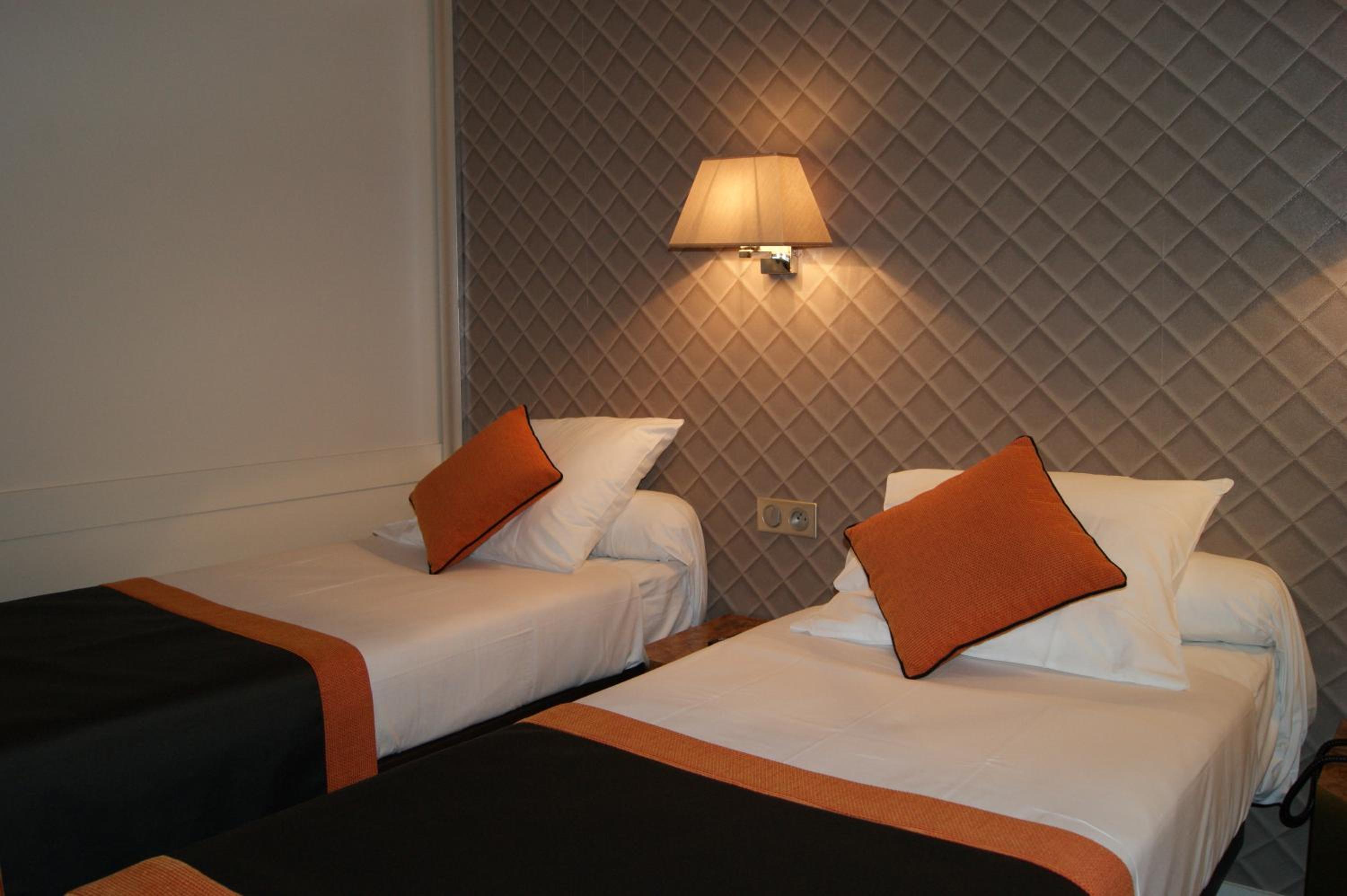Twin Room photo 1