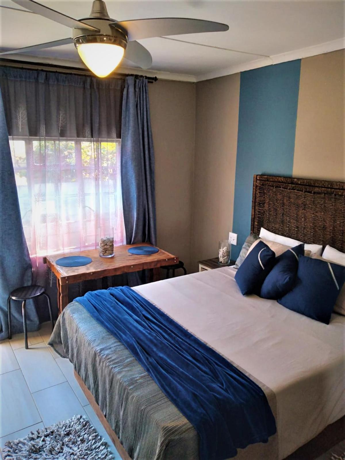 Double or Twin Room photo 3