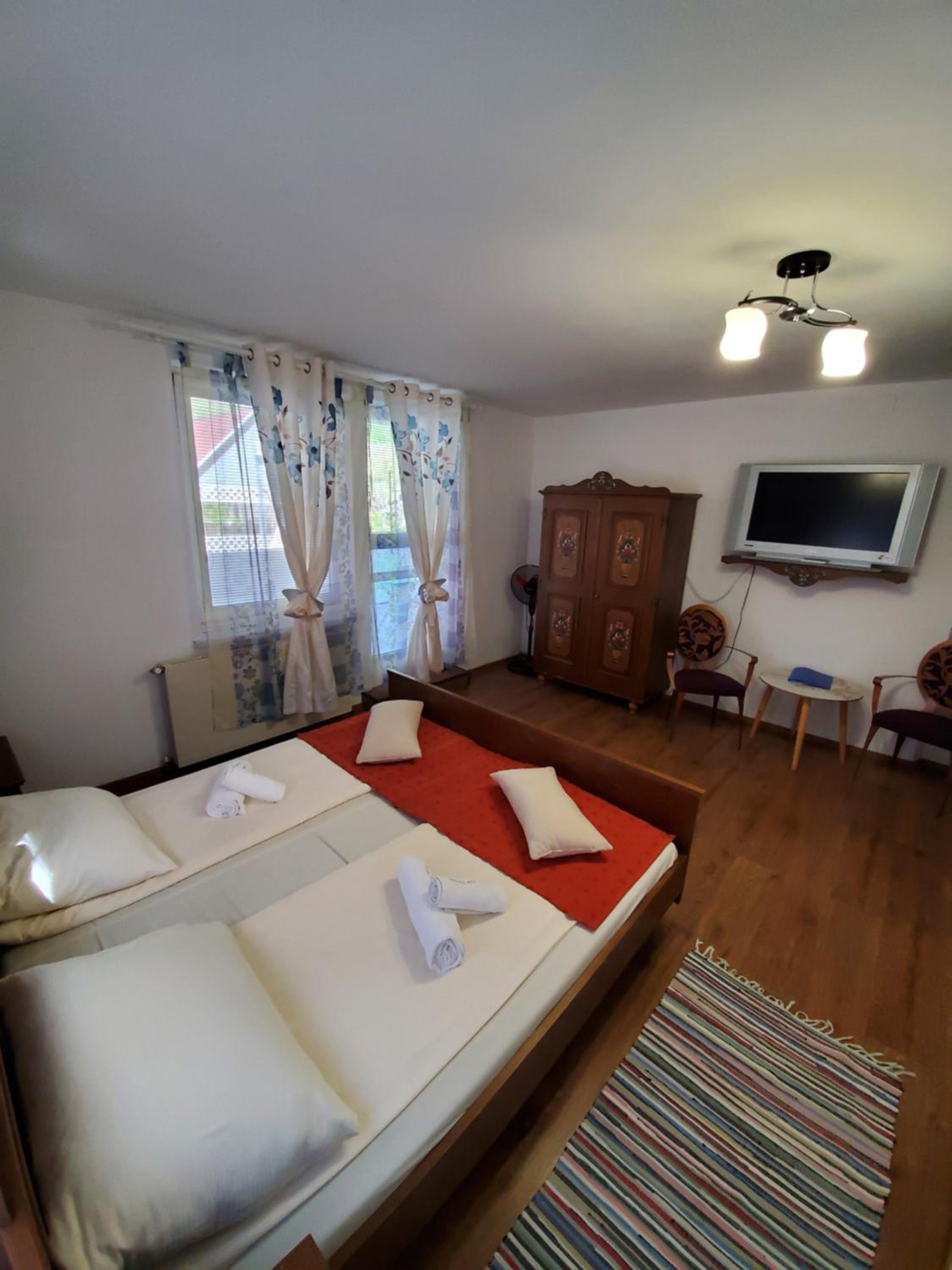 Double Room with Terrace - Photo 8