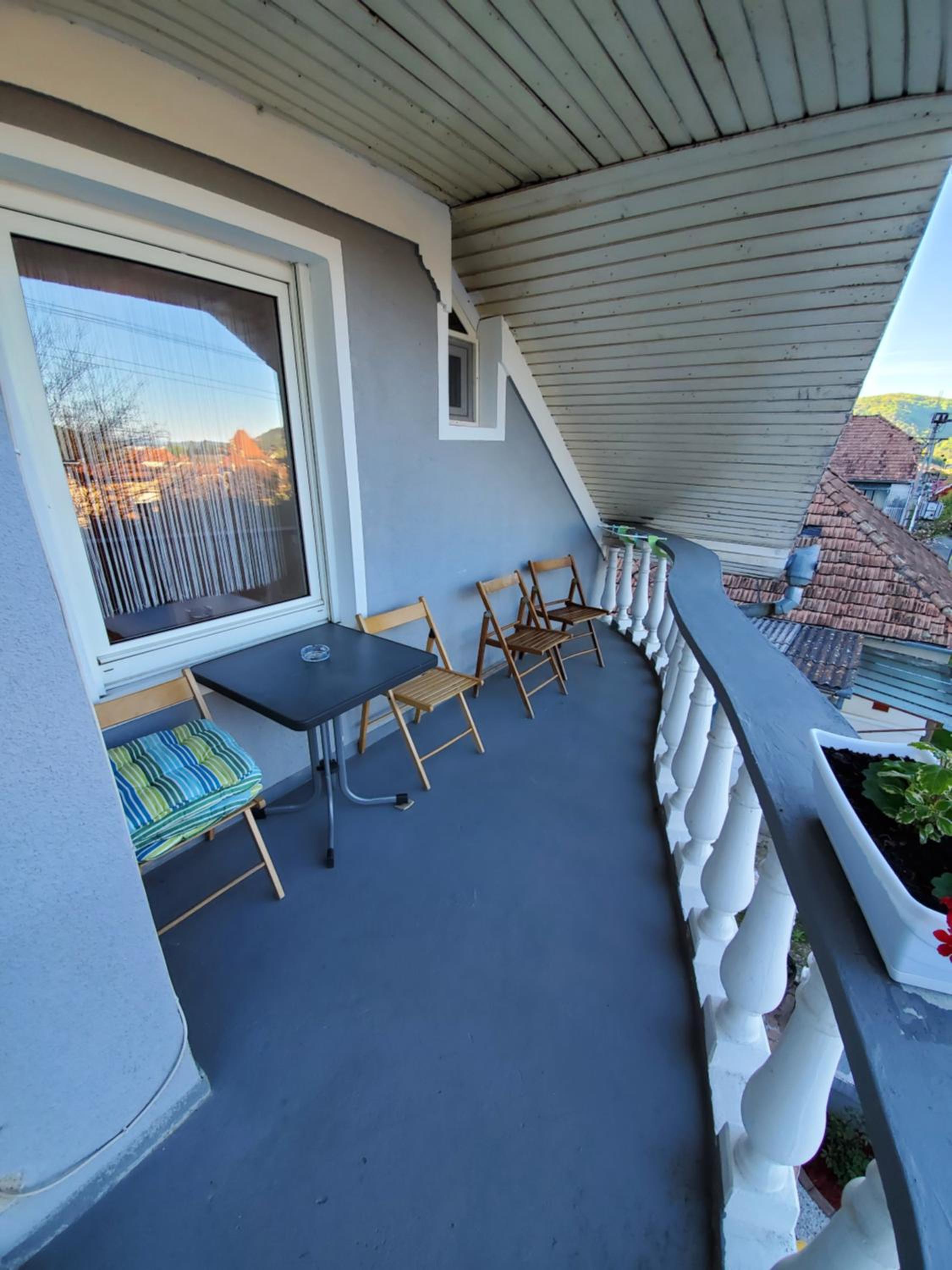 Superior Twin Room with City View - Photo 5