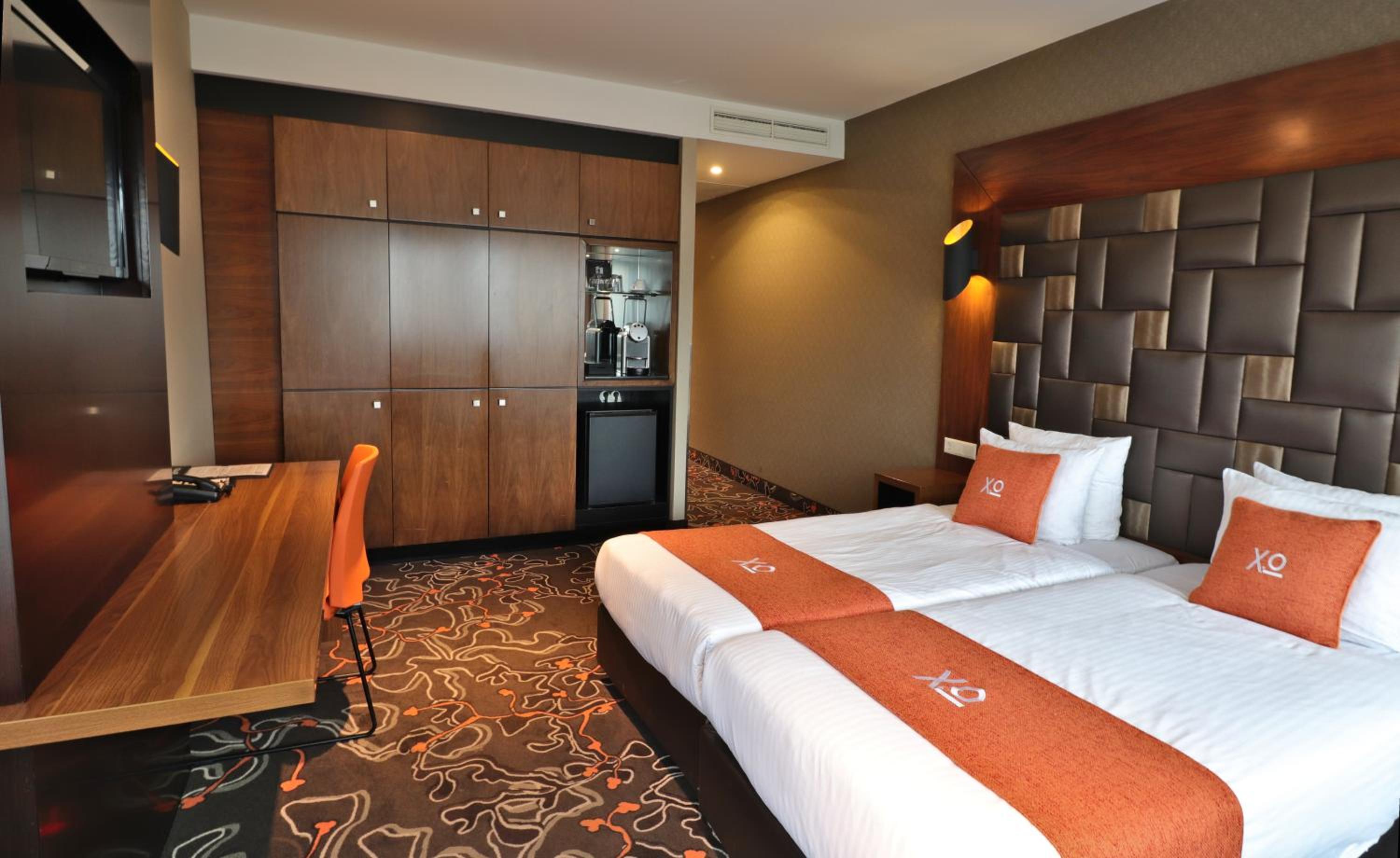 Standard Twin Room photo 2