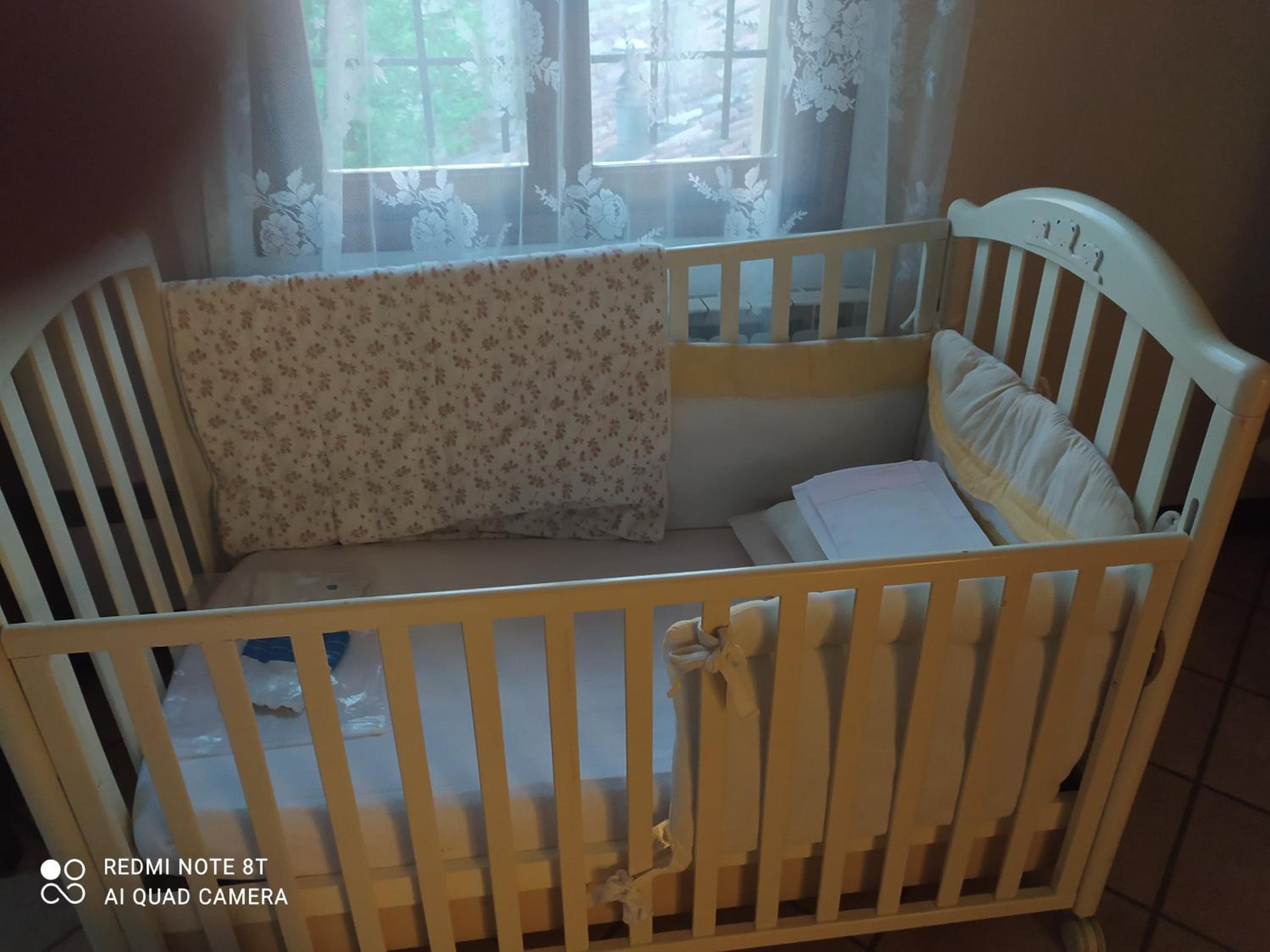 Quadruple Room with Private Bathroom - Photo 7
