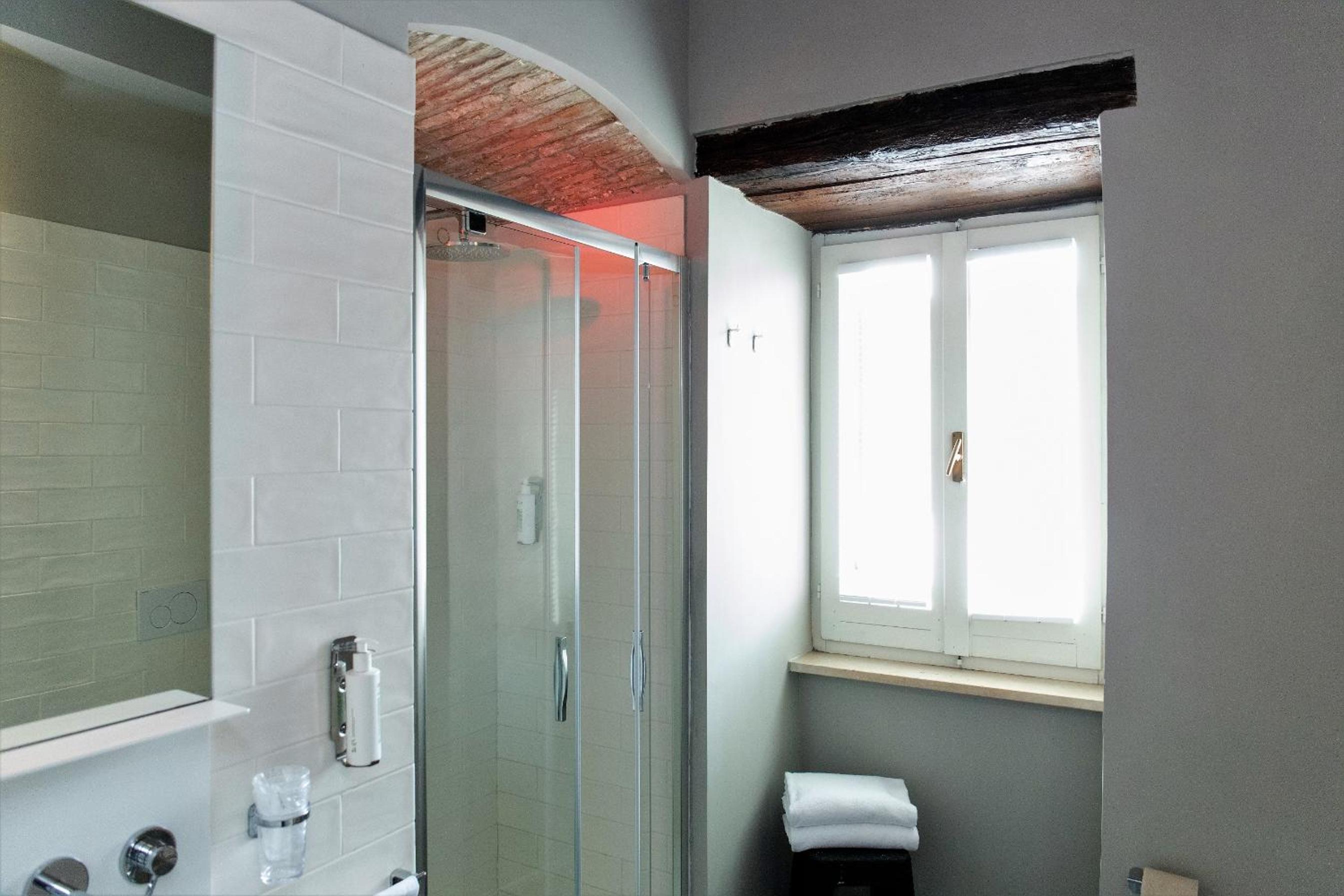 Family Suite - Photo 6