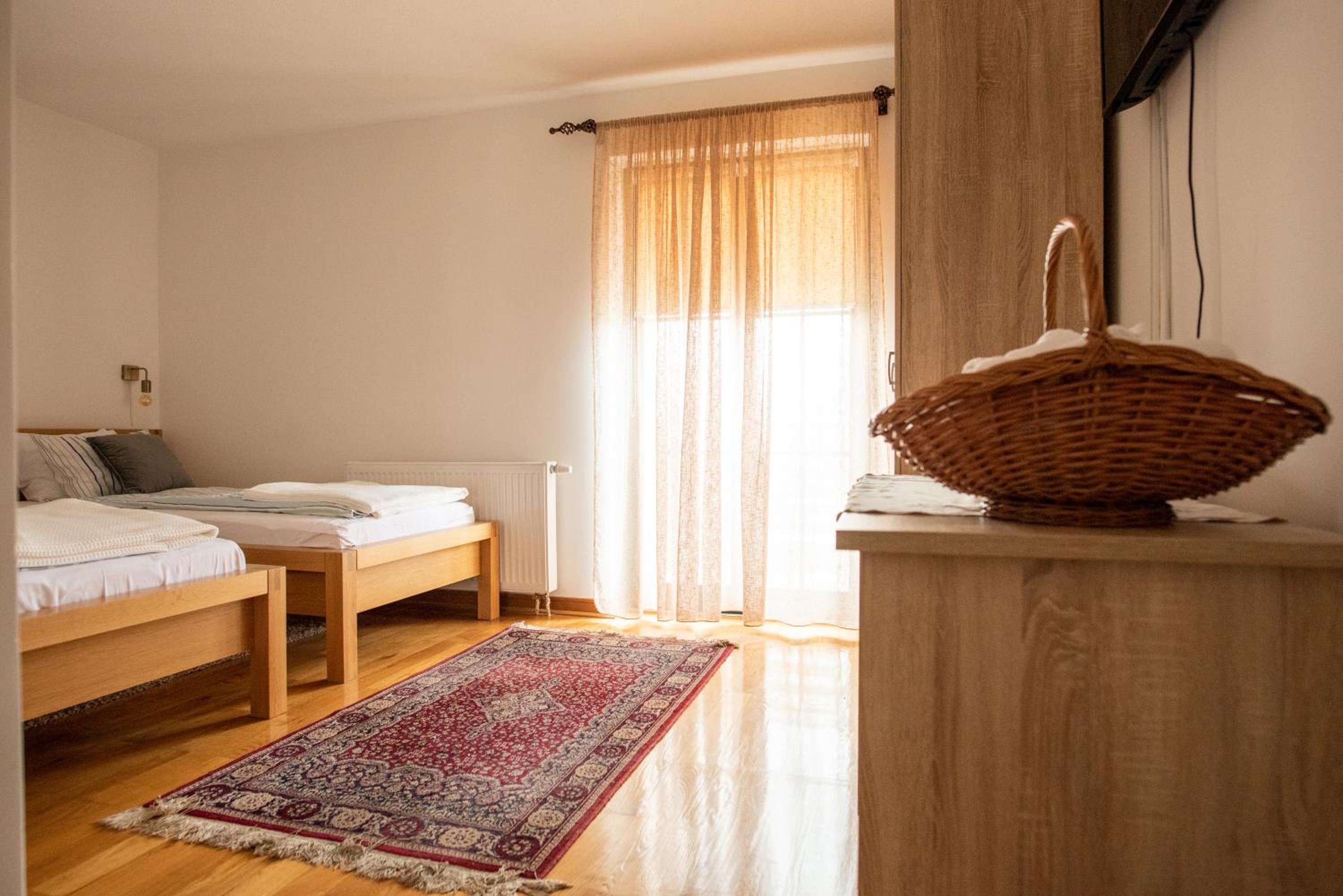 Double or Twin Room with Balcony photo 2