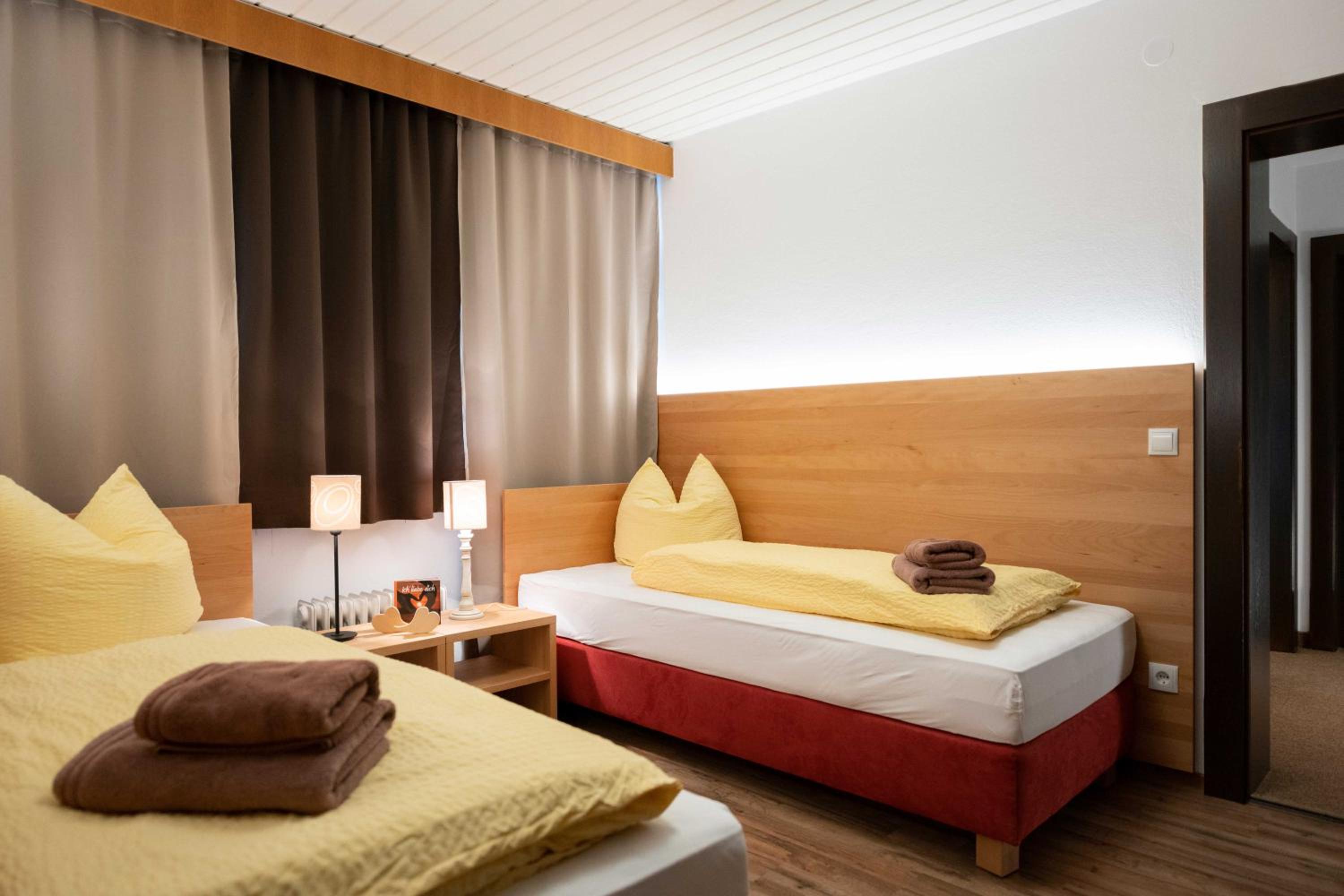 Family Two-Bedroom Suite - Photo 10