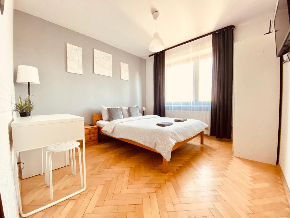 Standard Double Room with Shared Bathroom photo 1