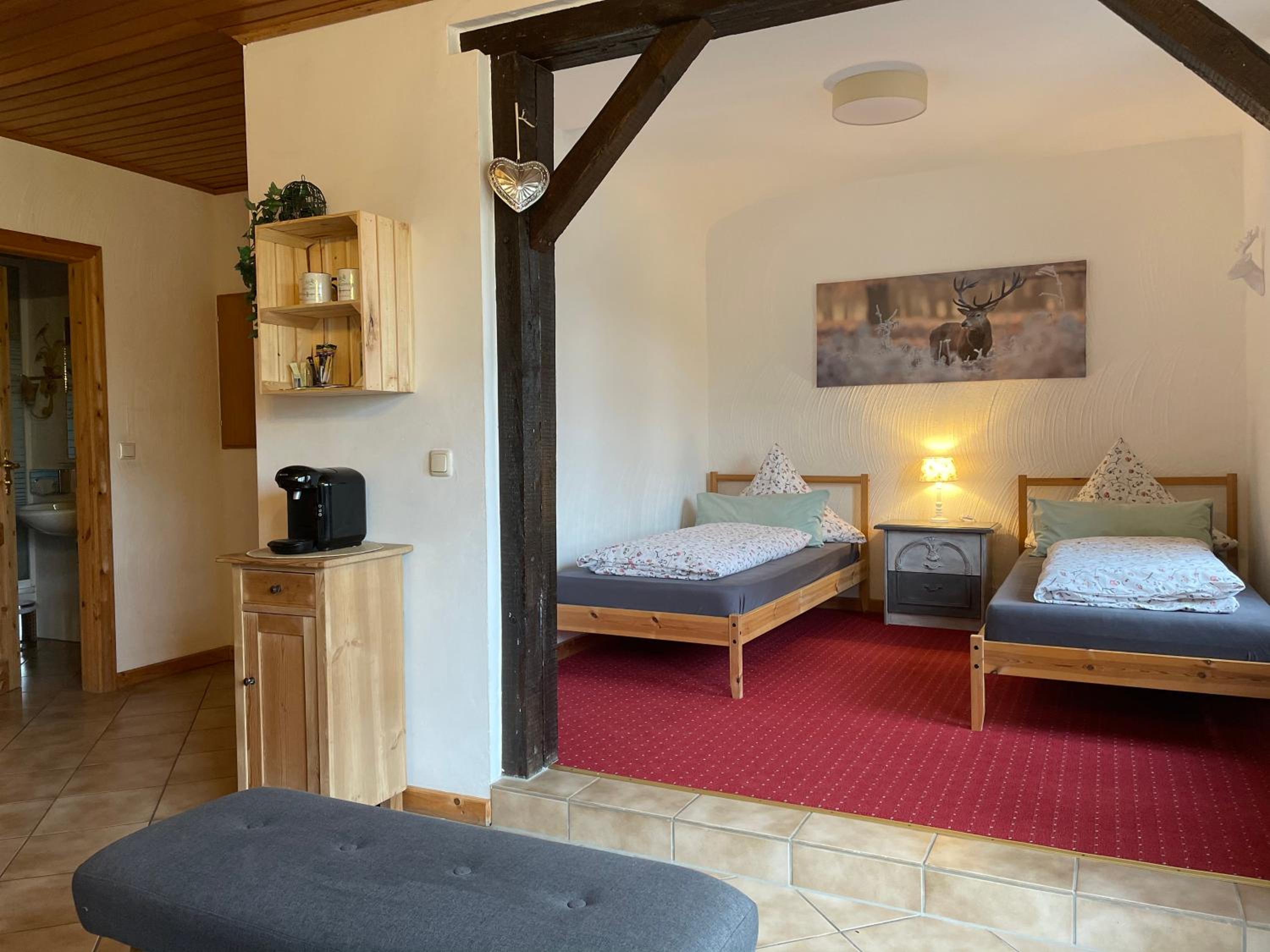 Junior Suite with Balcony - Photo 4