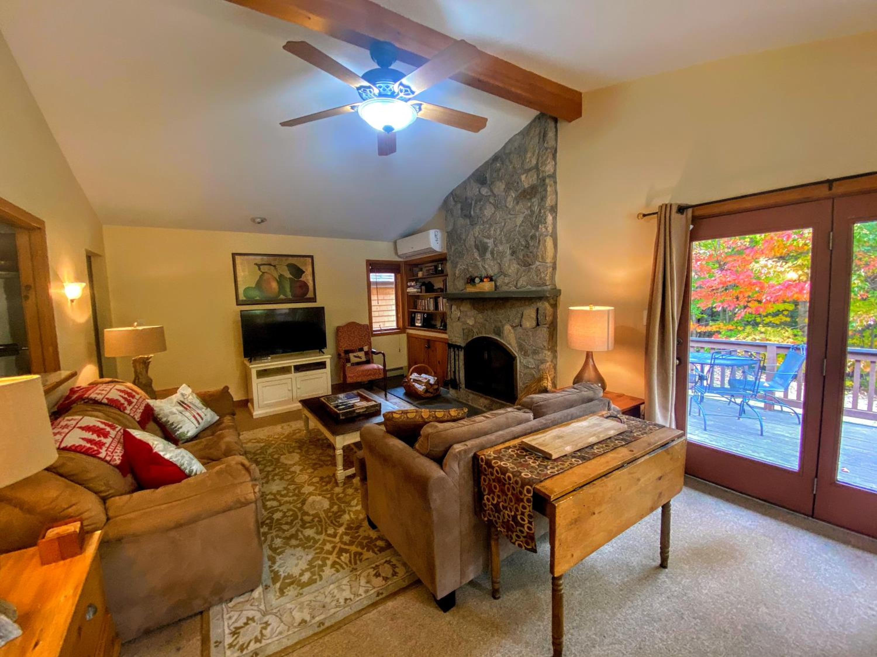 Five-Bedroom Villa photo 1