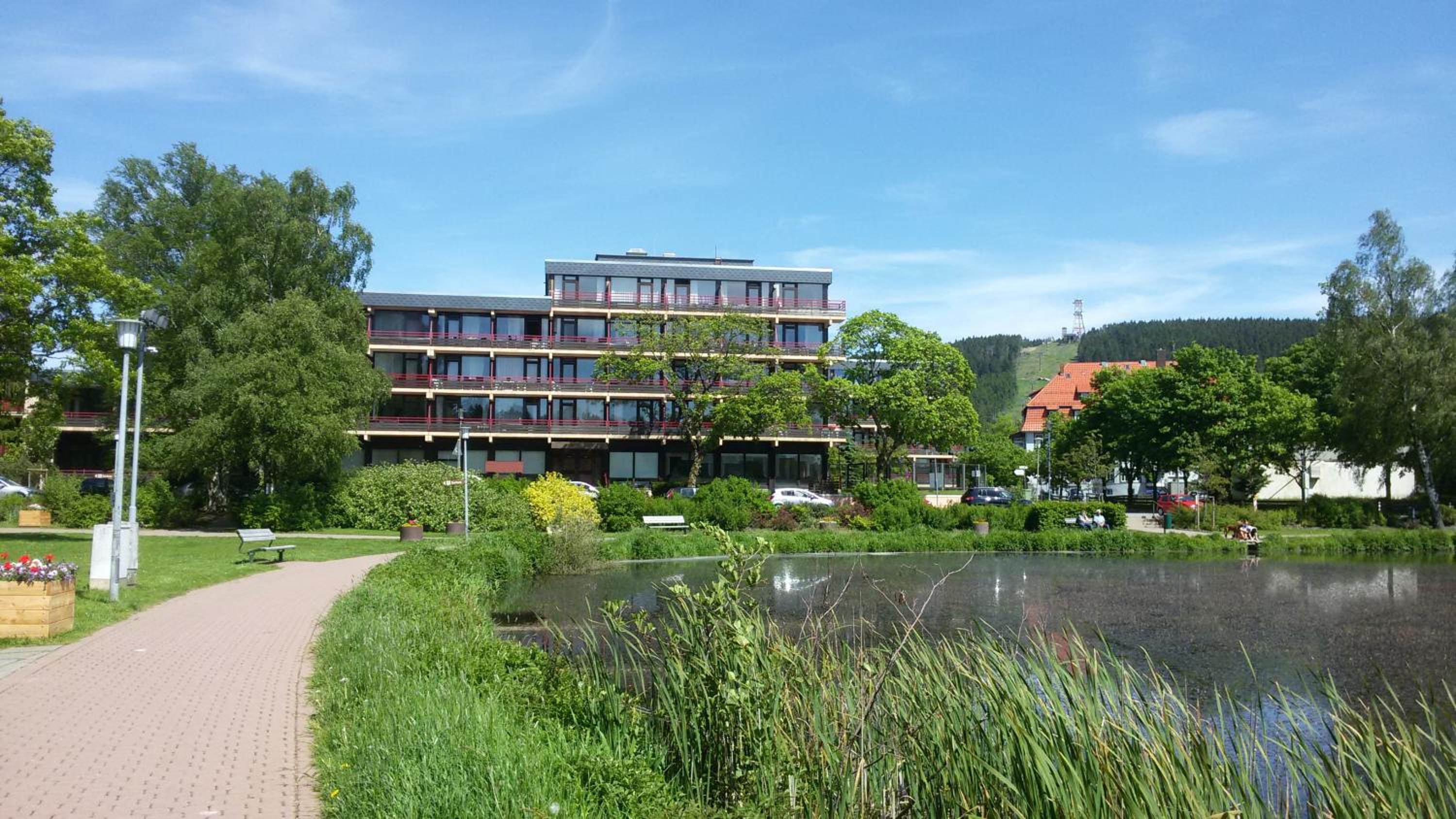 Apartment with Mountain View photo 2