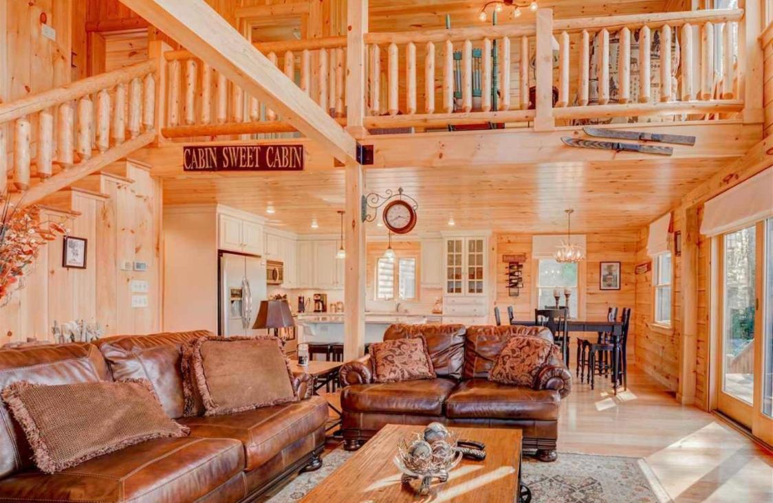 Four-Bedroom House - Photo 1