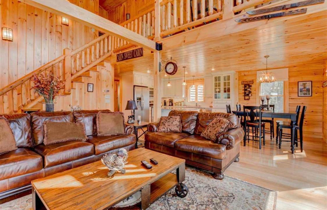 Four-Bedroom House - Photo 12