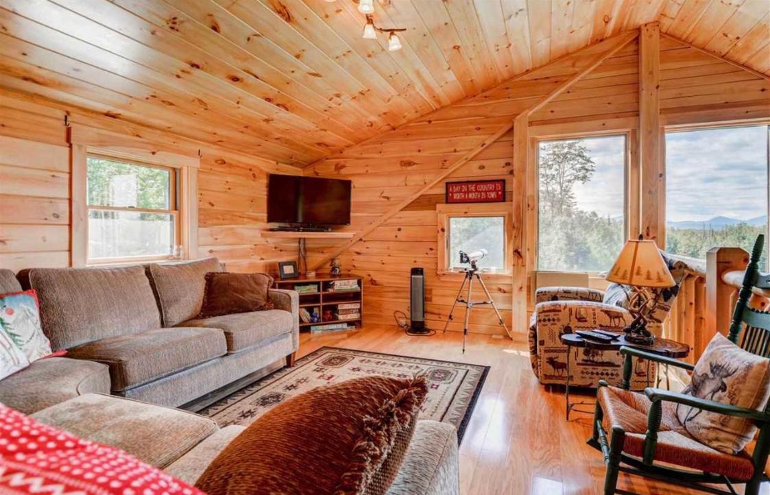 Four-Bedroom House - Photo 13