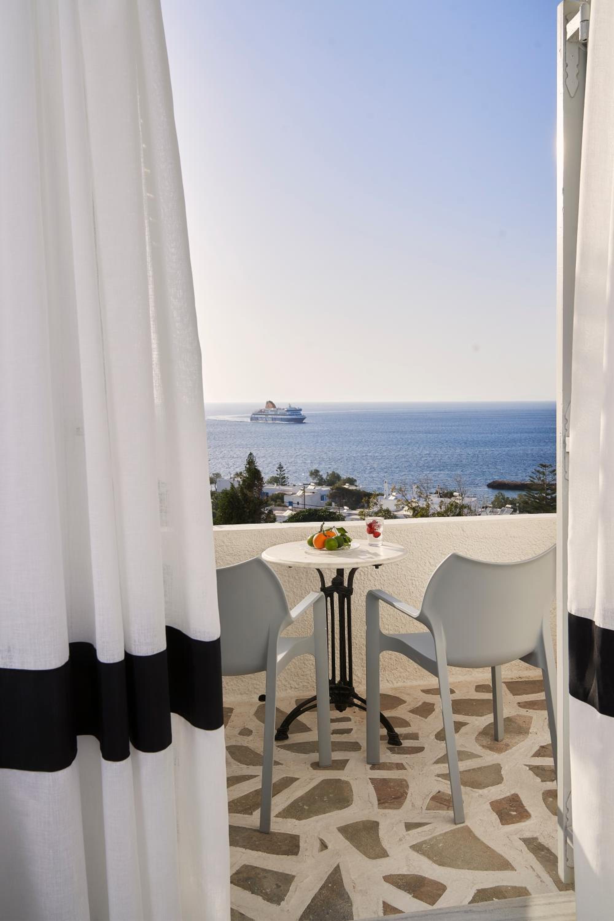 Standard Sea View Room - Photo 2