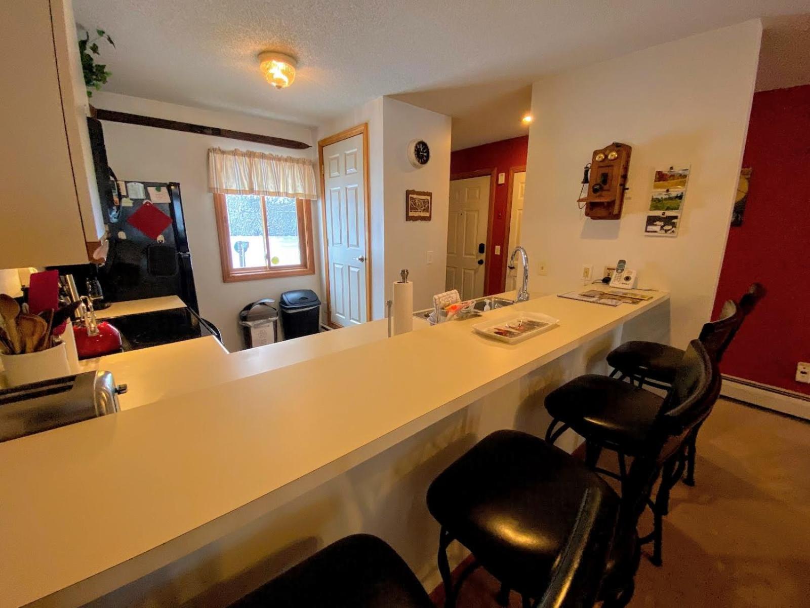 Two-Bedroom Apartment - Photo 6