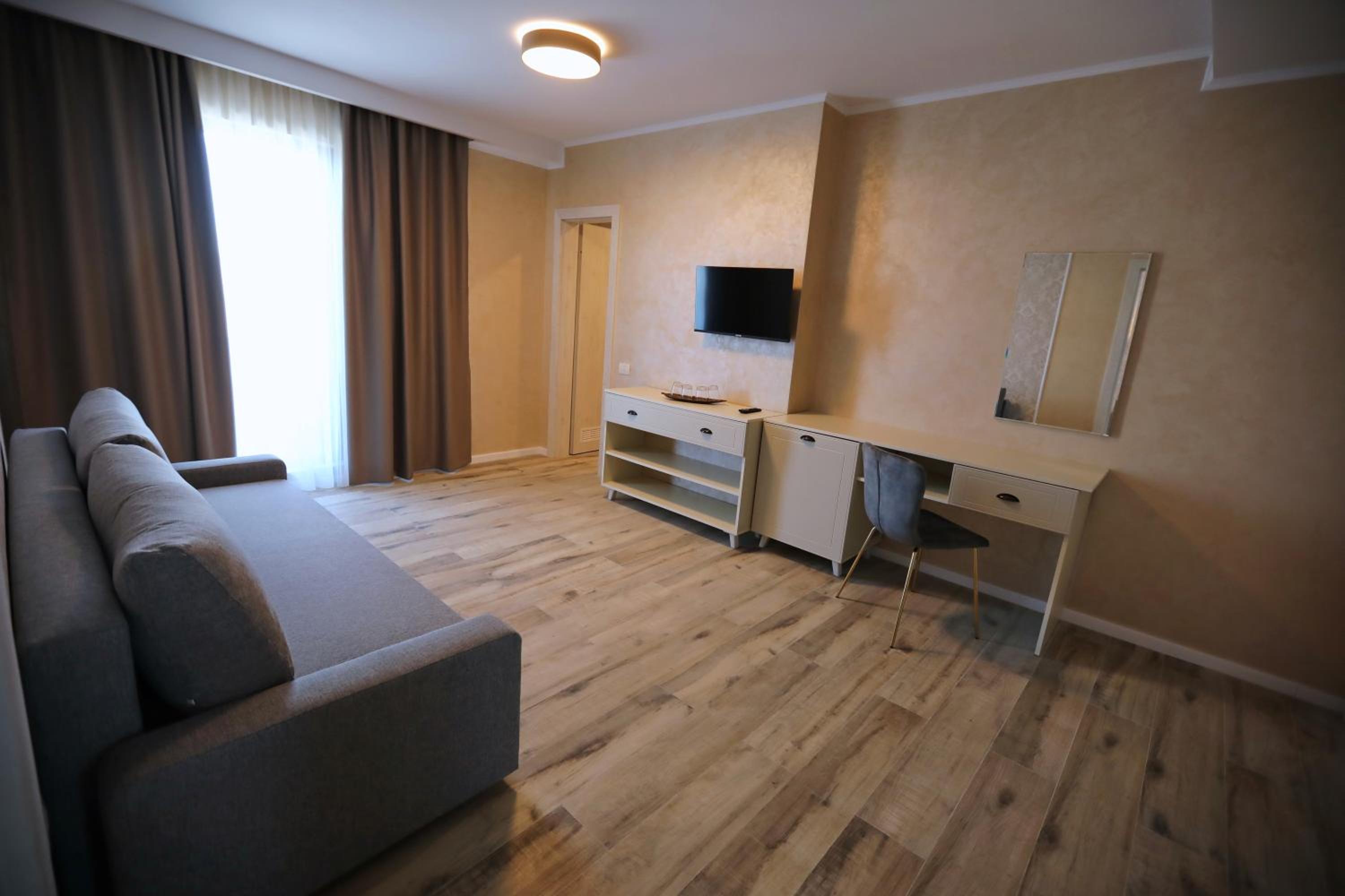 Deluxe Apartment - Photo 3