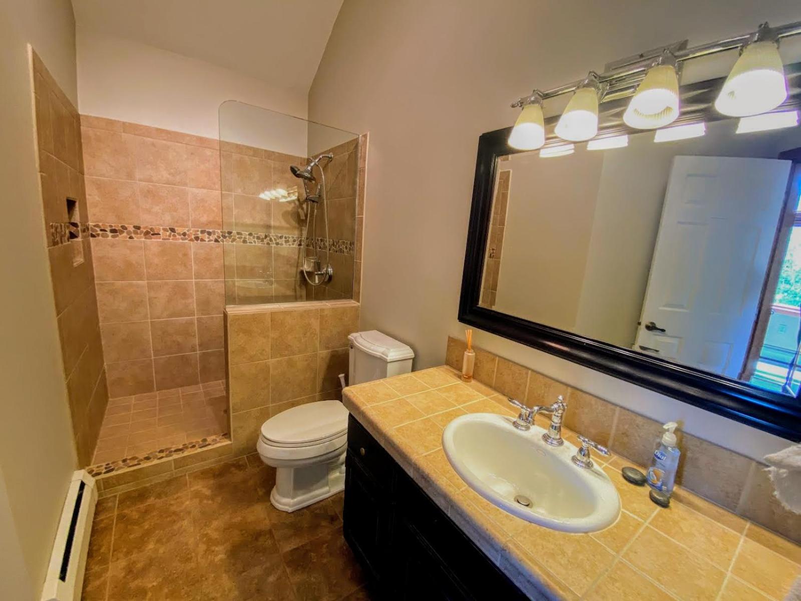 Four-Bedroom Villa - Photo 12