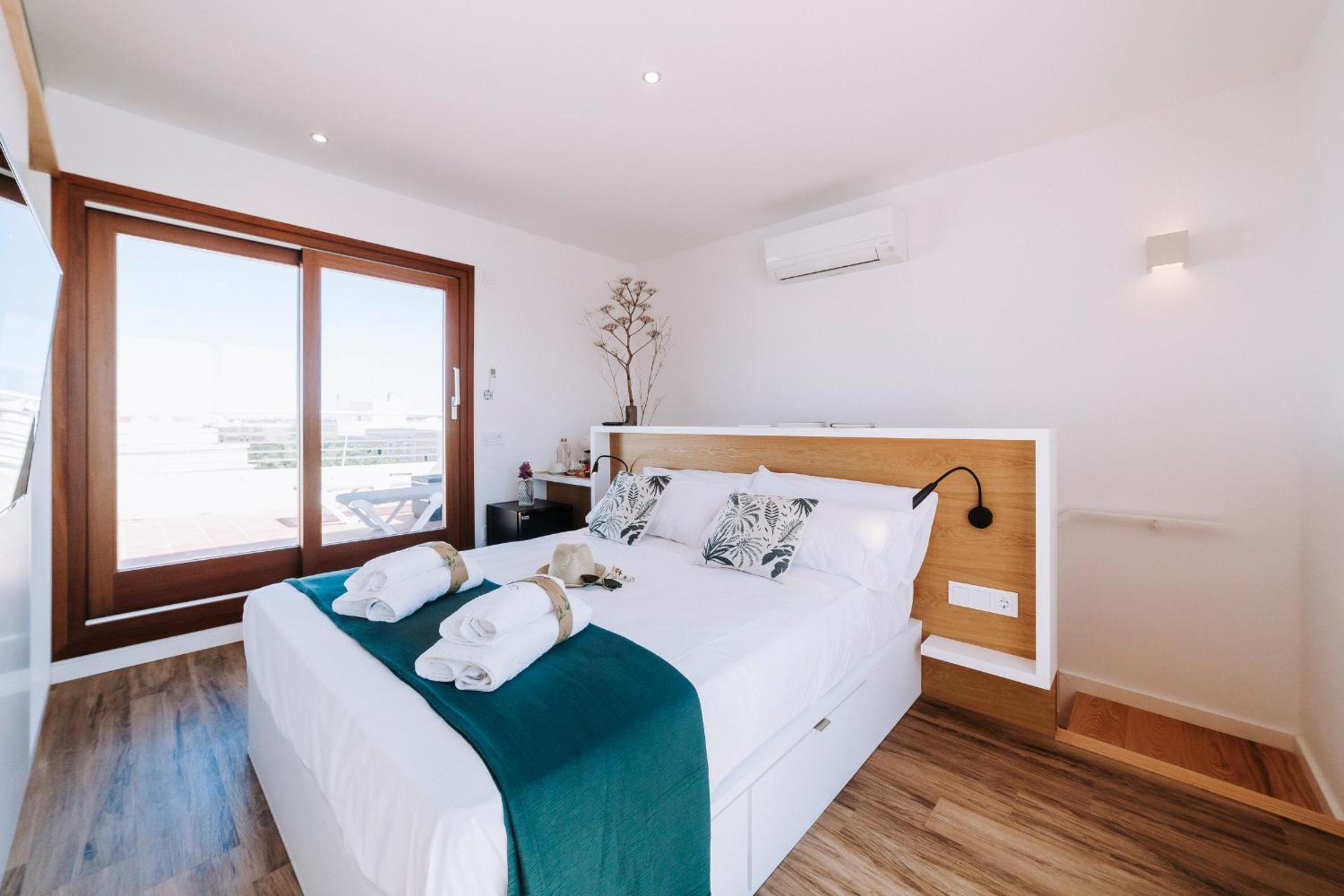 Double Room with Balcony photo 2