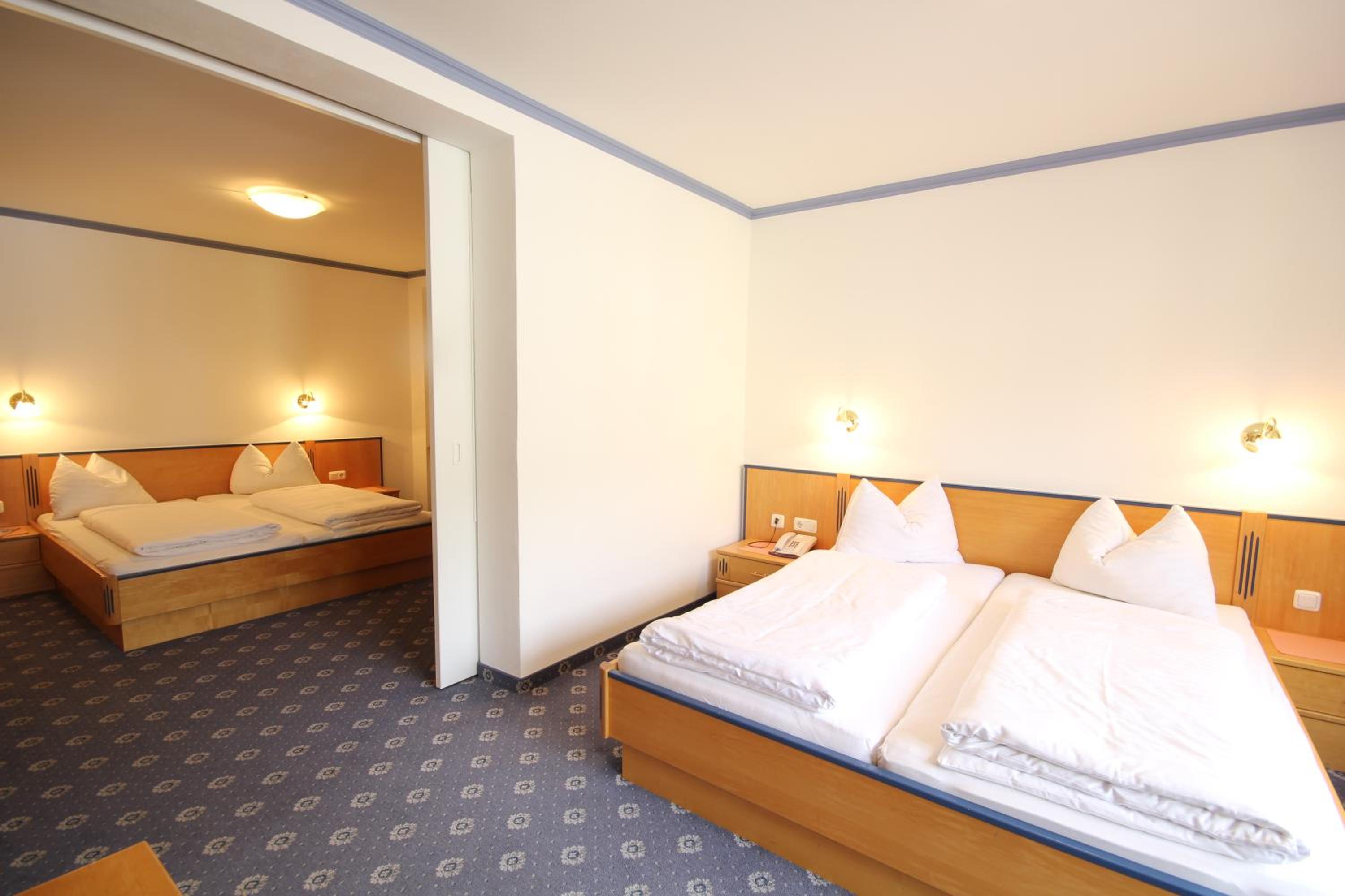 Standard Double Suite photo 2
