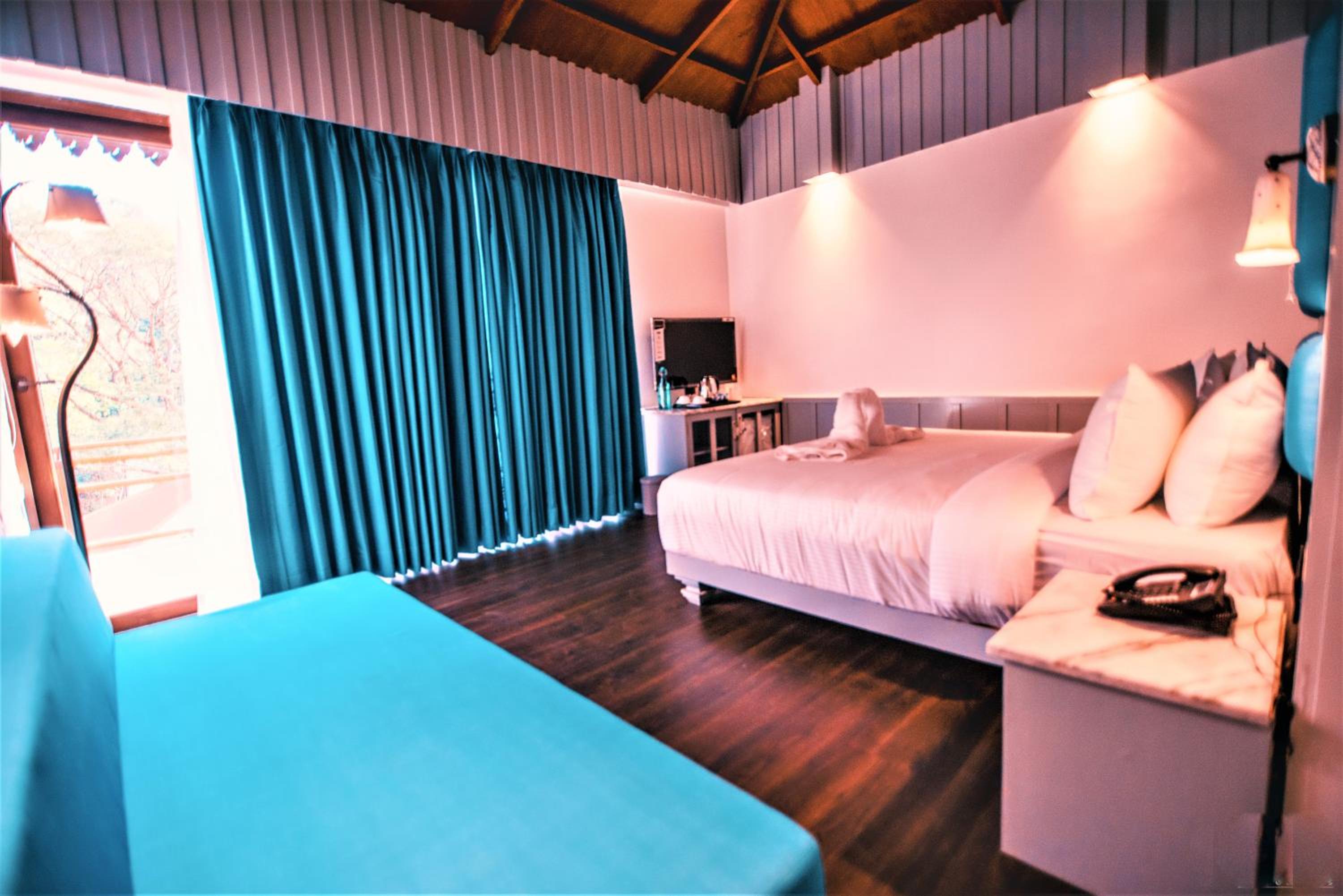 Hill Villa - Photo 5