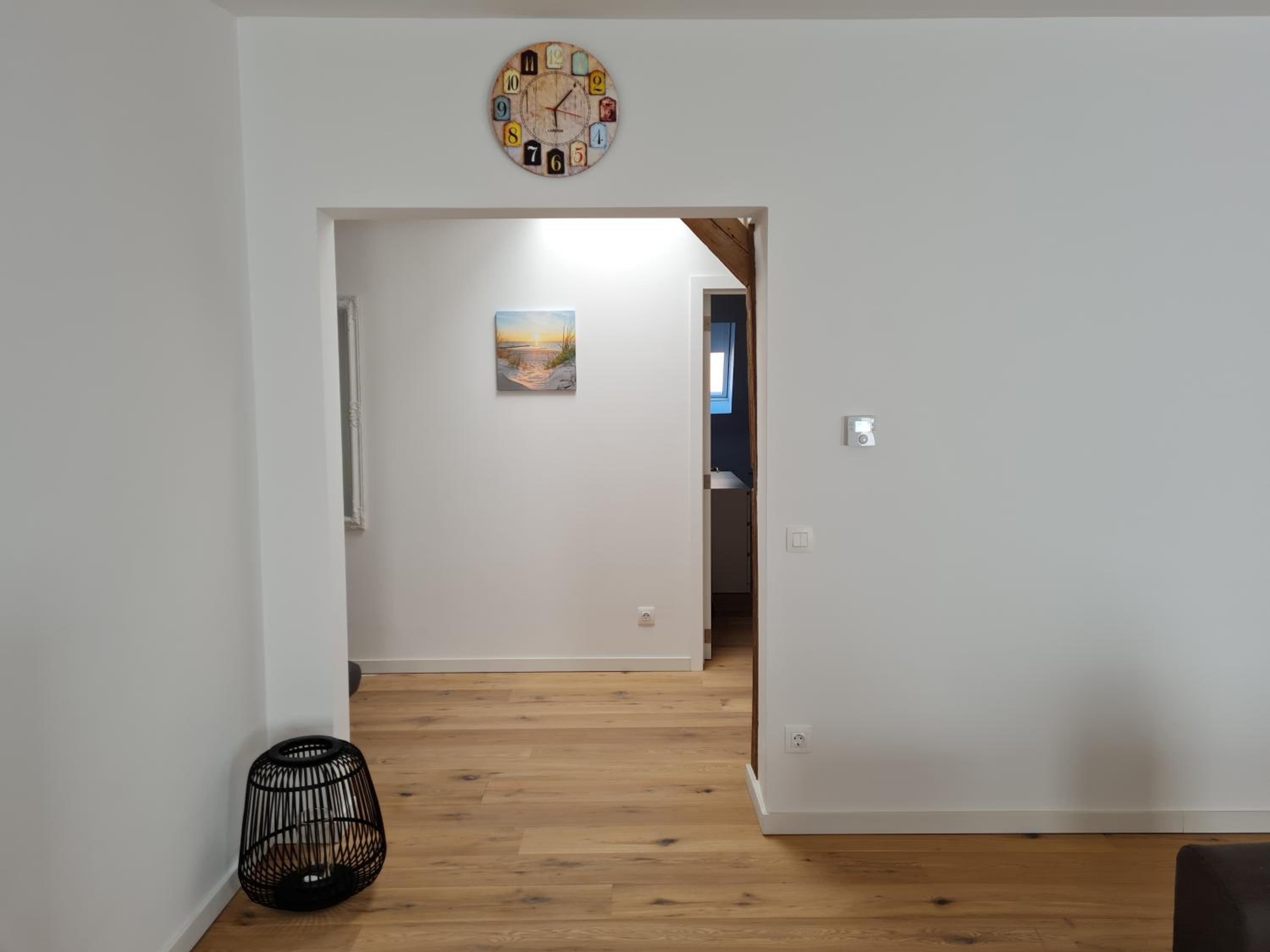 Apartment with Shower - Attic - Photo 4
