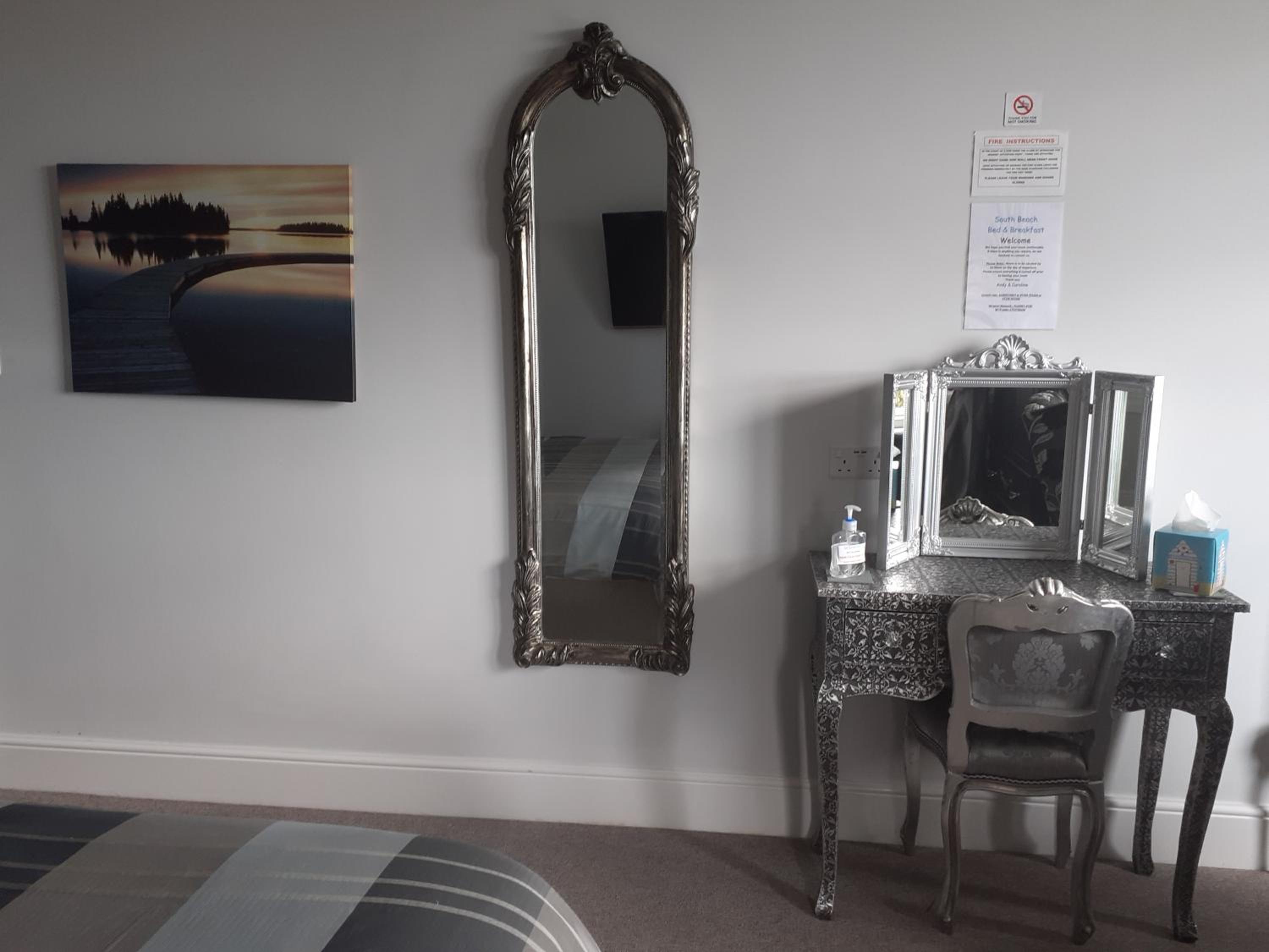 Superior King Room photo 2