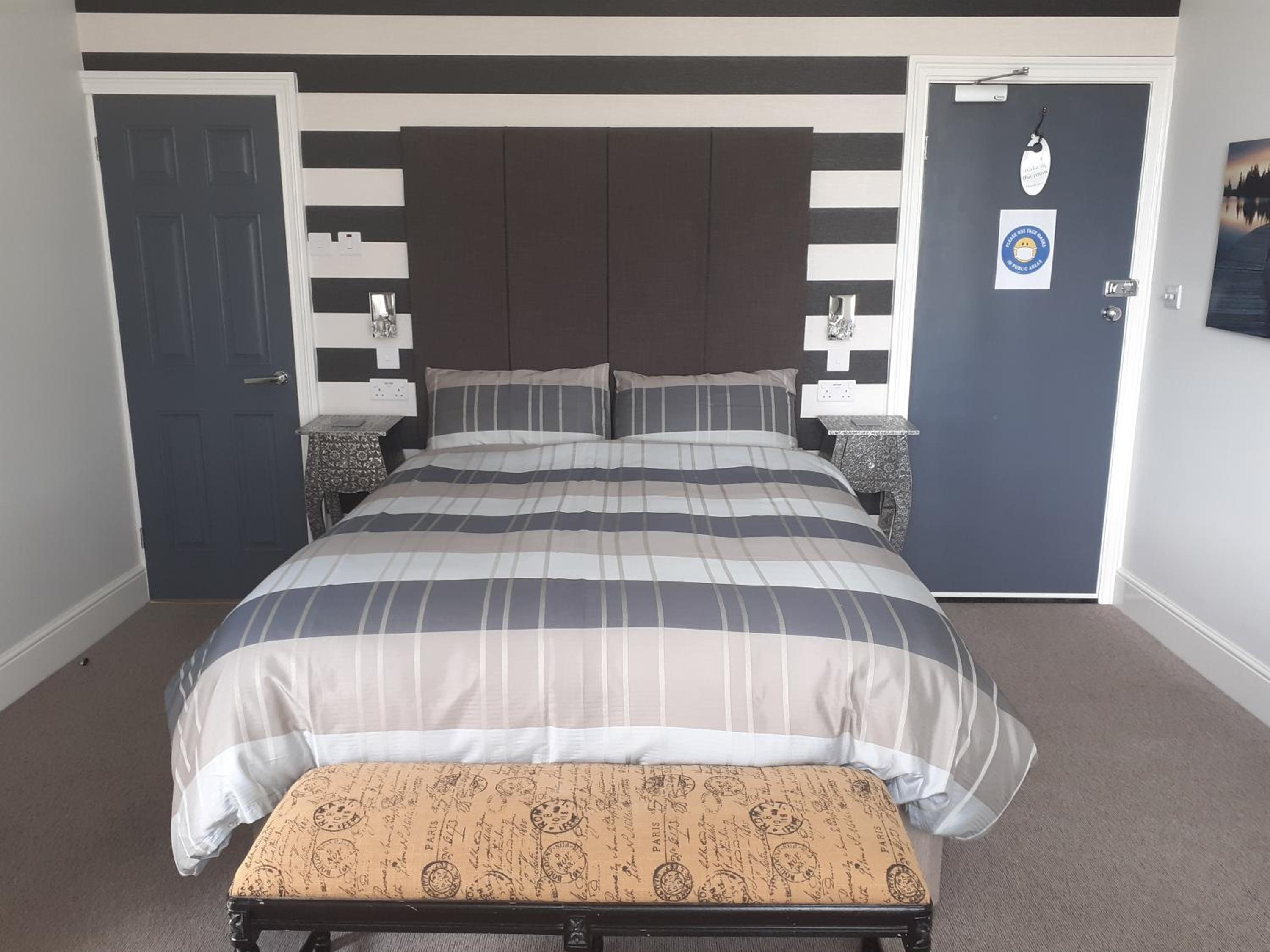 Superior King Room