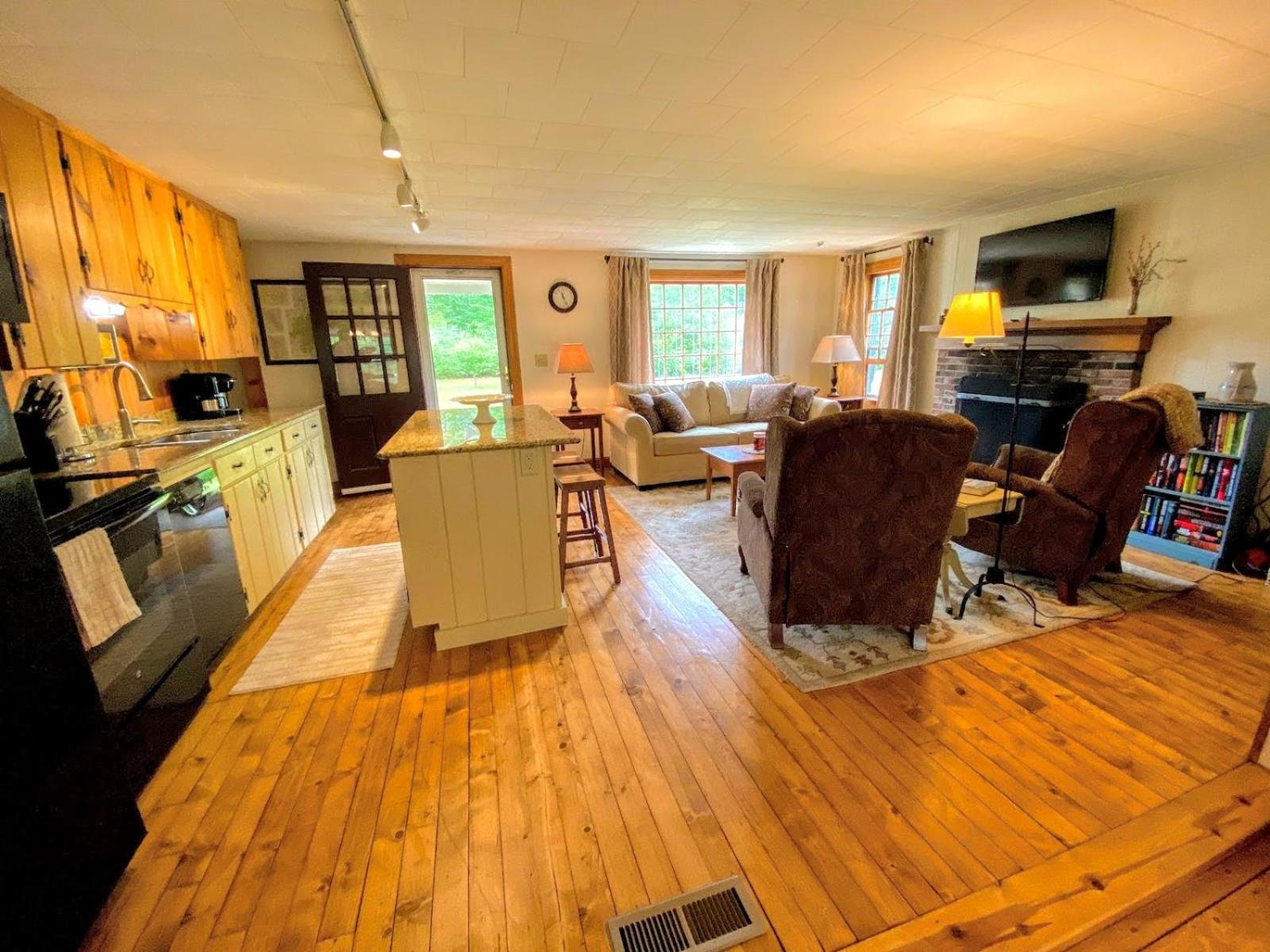 Two-Bedroom House photo 1