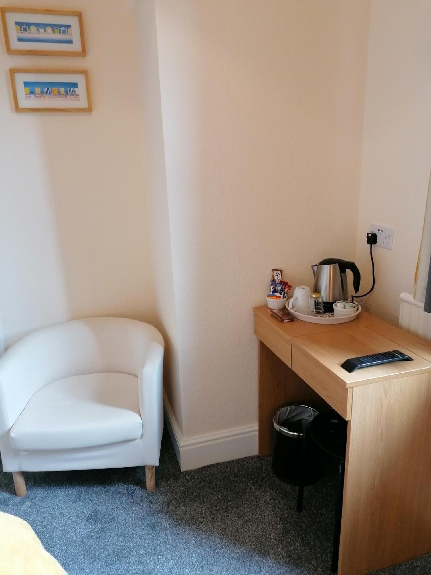 Single Room photo 3